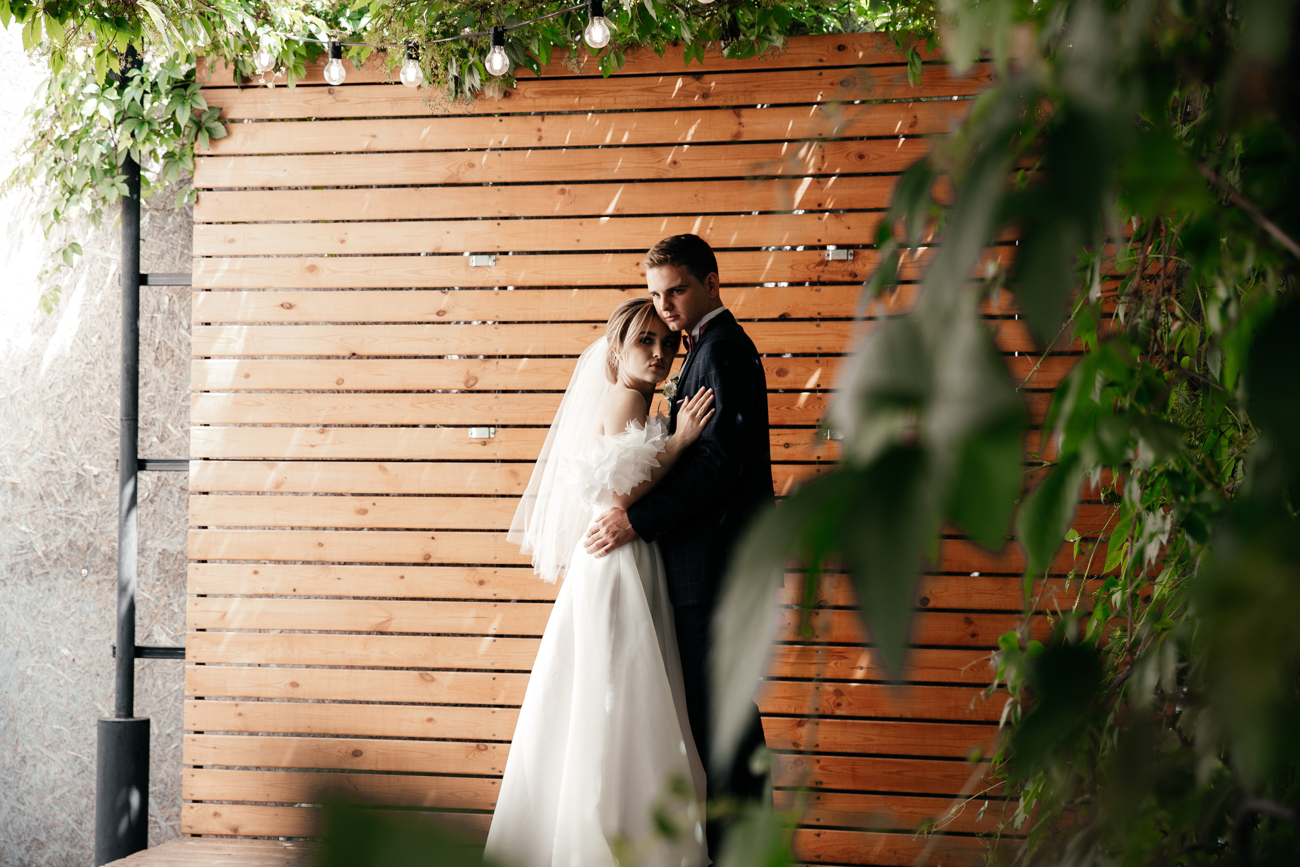 Артём и Таня — свадьба с уютом и светом. Свадебный фотограф в Оренбурге Илья Володьков