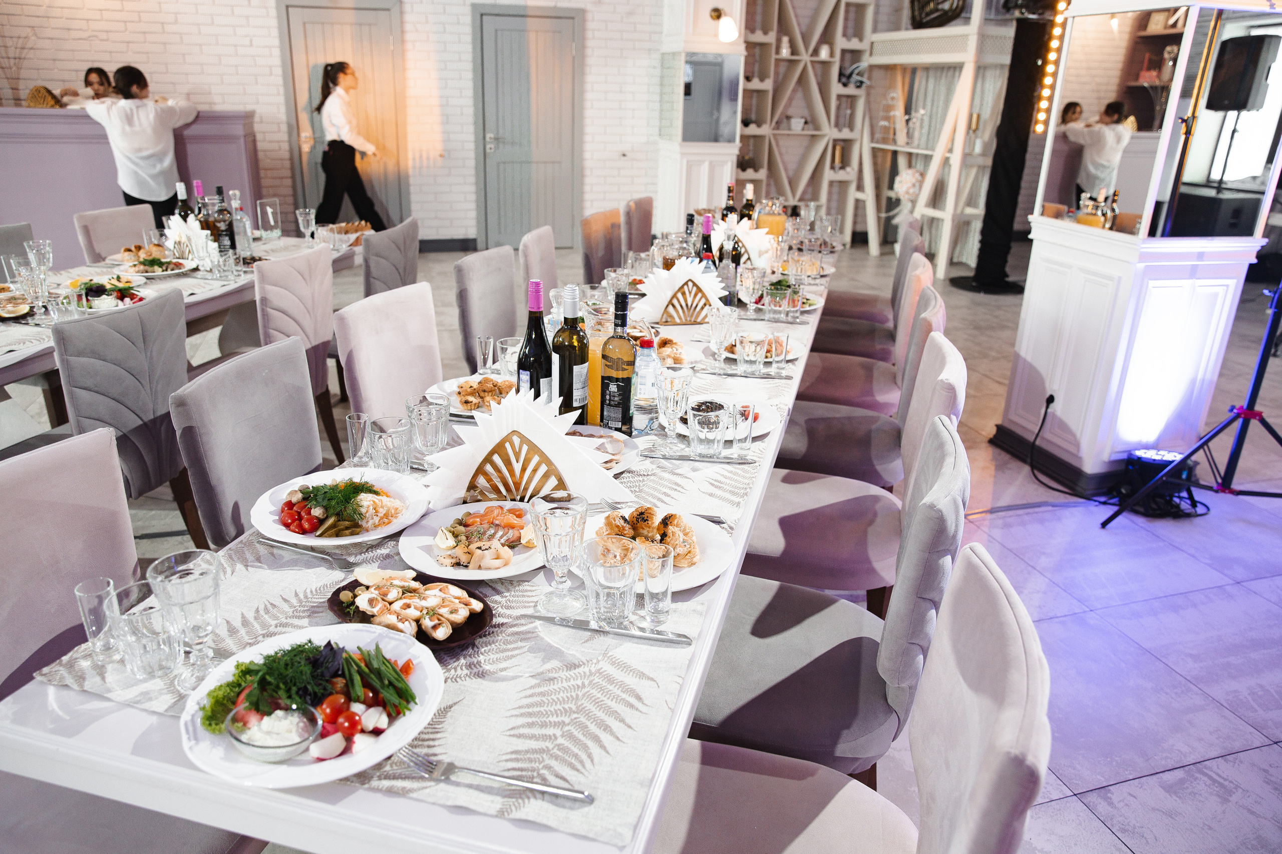 Артём и Таня — свадьба с уютом и светом. Свадебный фотограф в Оренбурге Илья Володьков