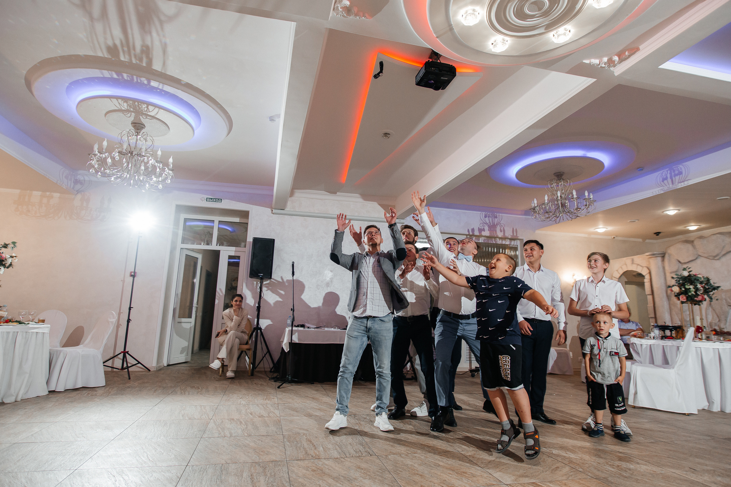 Андрей и Софья — уютная свадьба с теплом. Свадебный фотограф в Оренбурге Илья Володьков