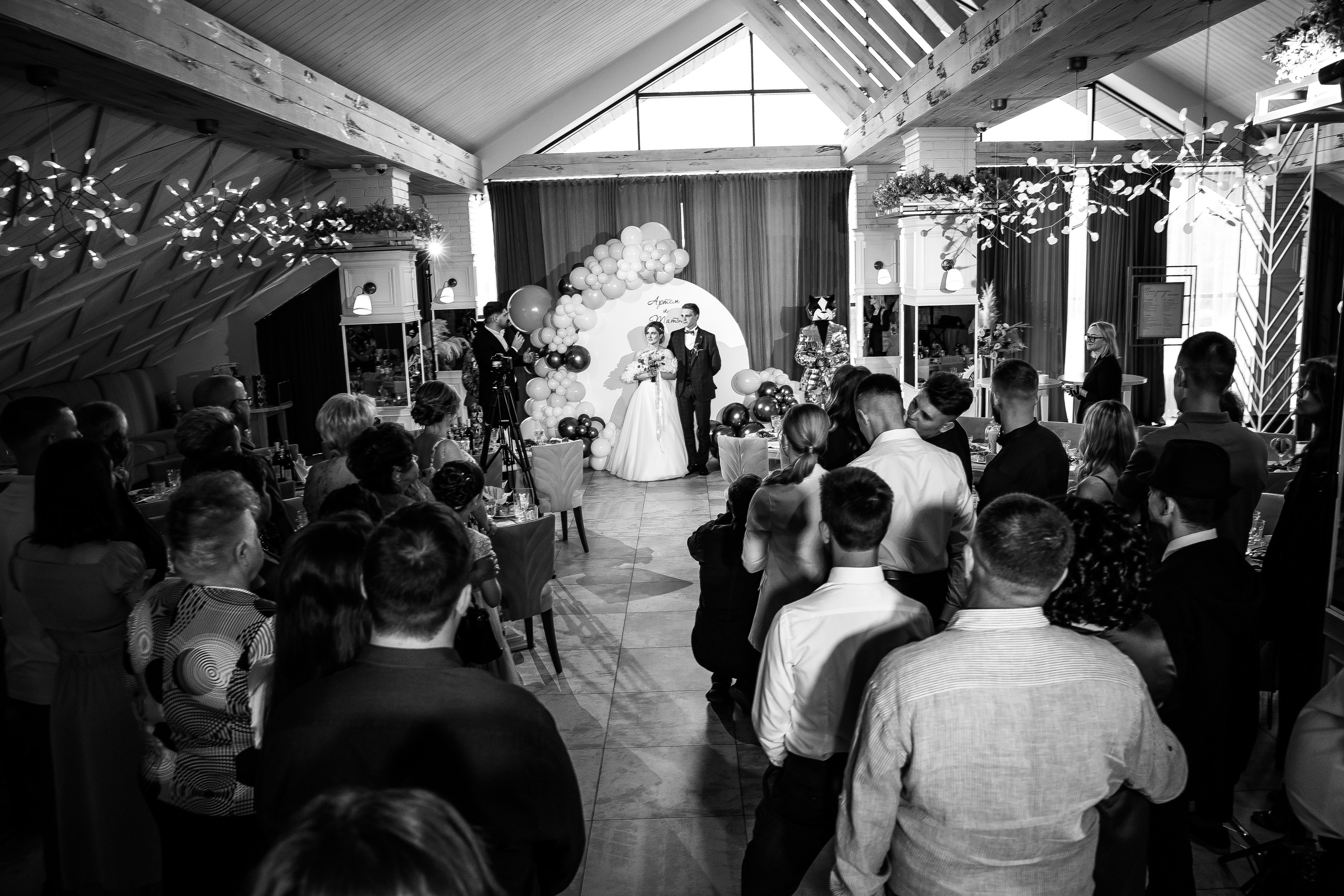 Артём и Таня — свадьба с уютом и светом. Свадебный фотограф в Оренбурге Илья Володьков