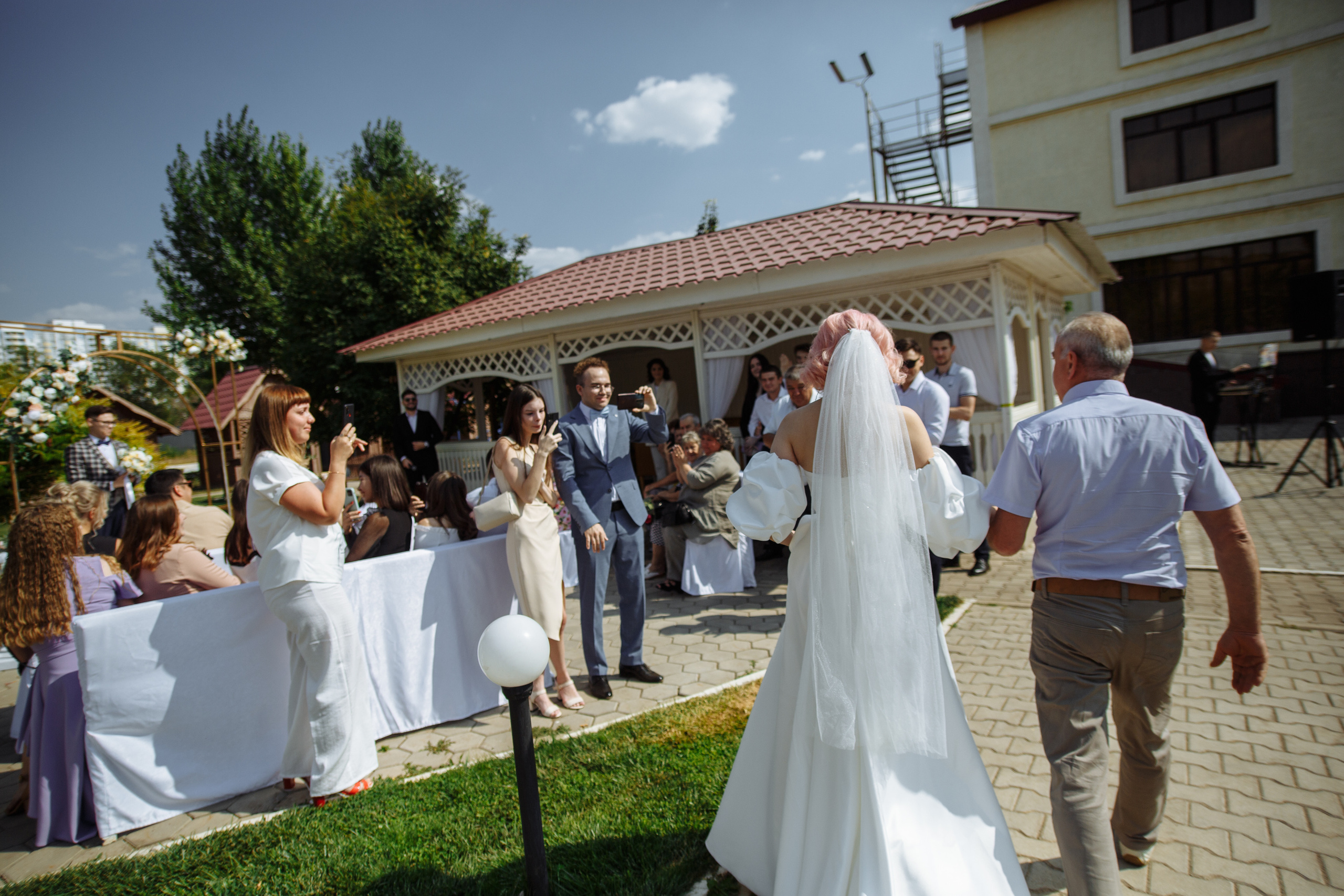 Андрей и Софья — уютная свадьба с теплом. Свадебный фотограф в Оренбурге Илья Володьков