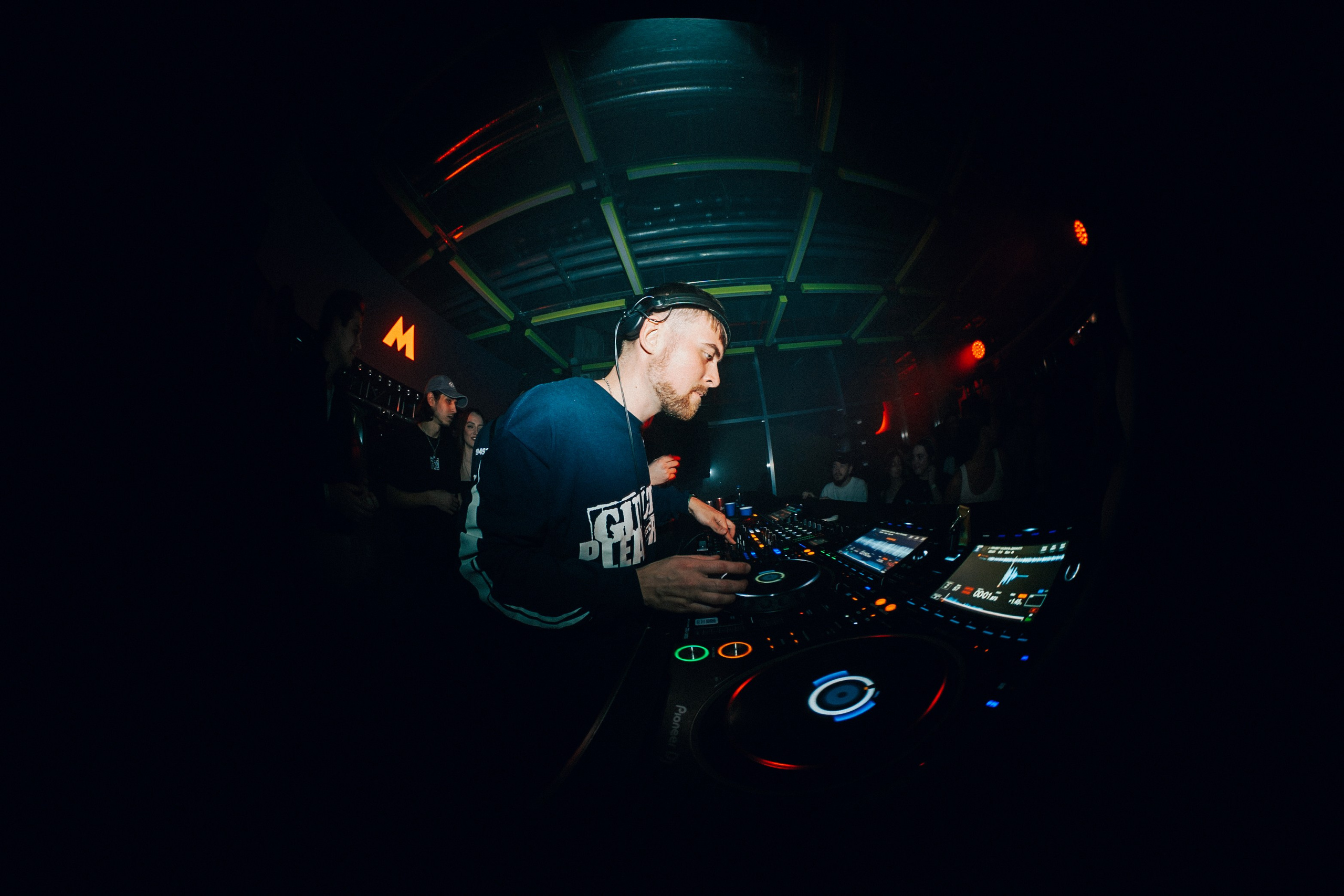 Ночная смена. Главная