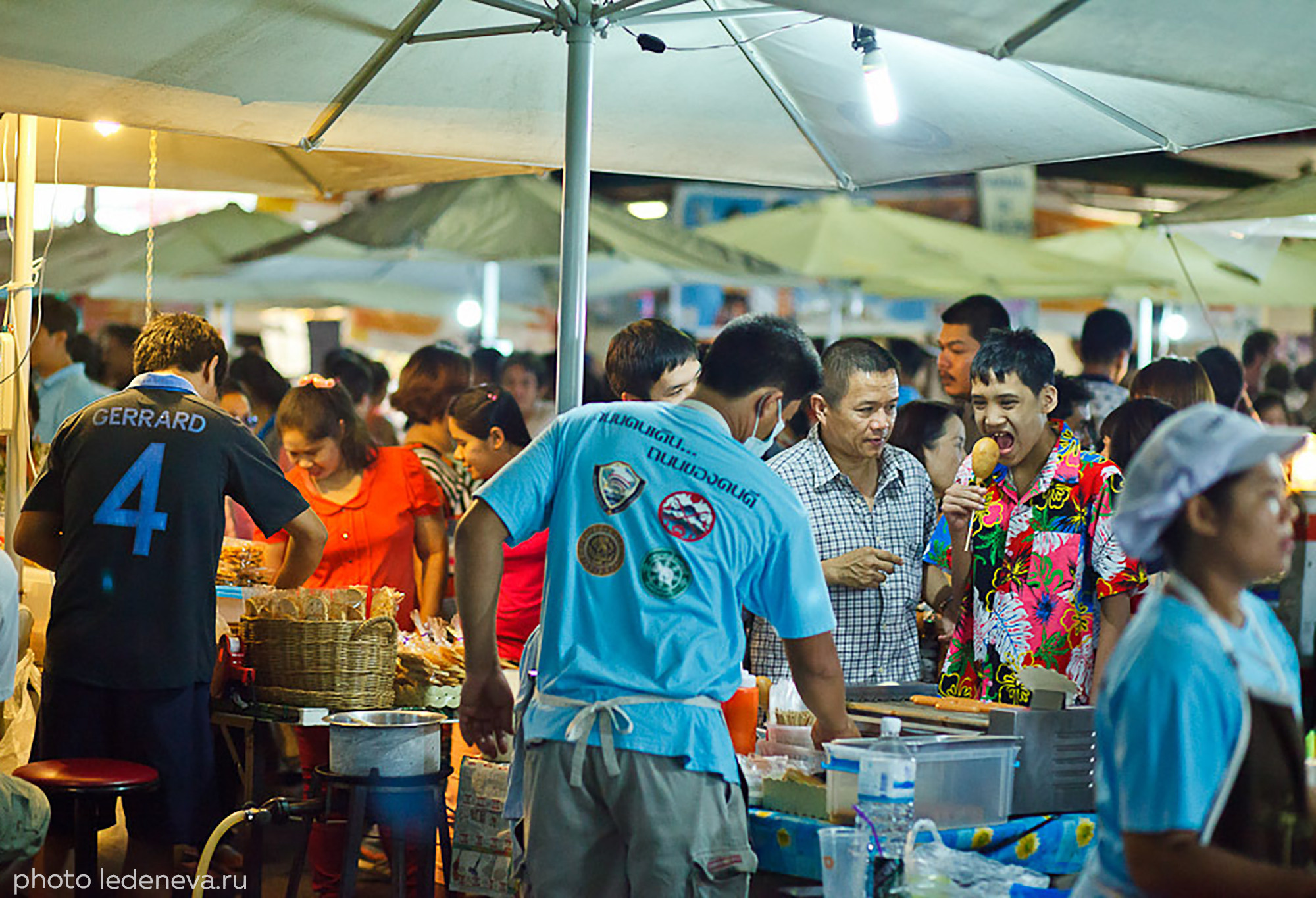 Таиланд Краби Ночной рынок. Анна Леденева Фотограф