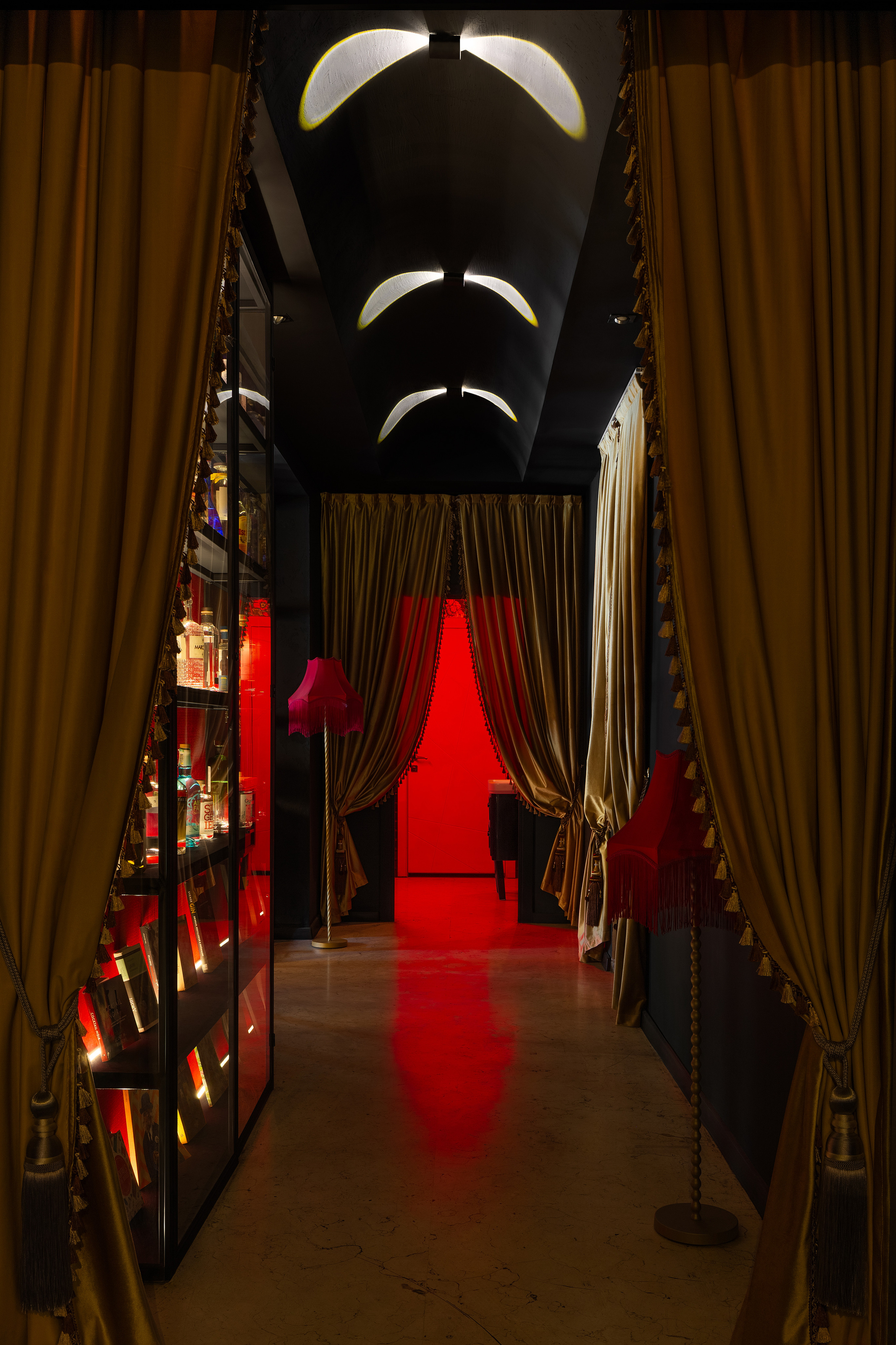 French 42 — Первый Джиновый, фотосъёмка интерьера. Roman Yakunin — interior photographer in Almaty, Kazakhstan