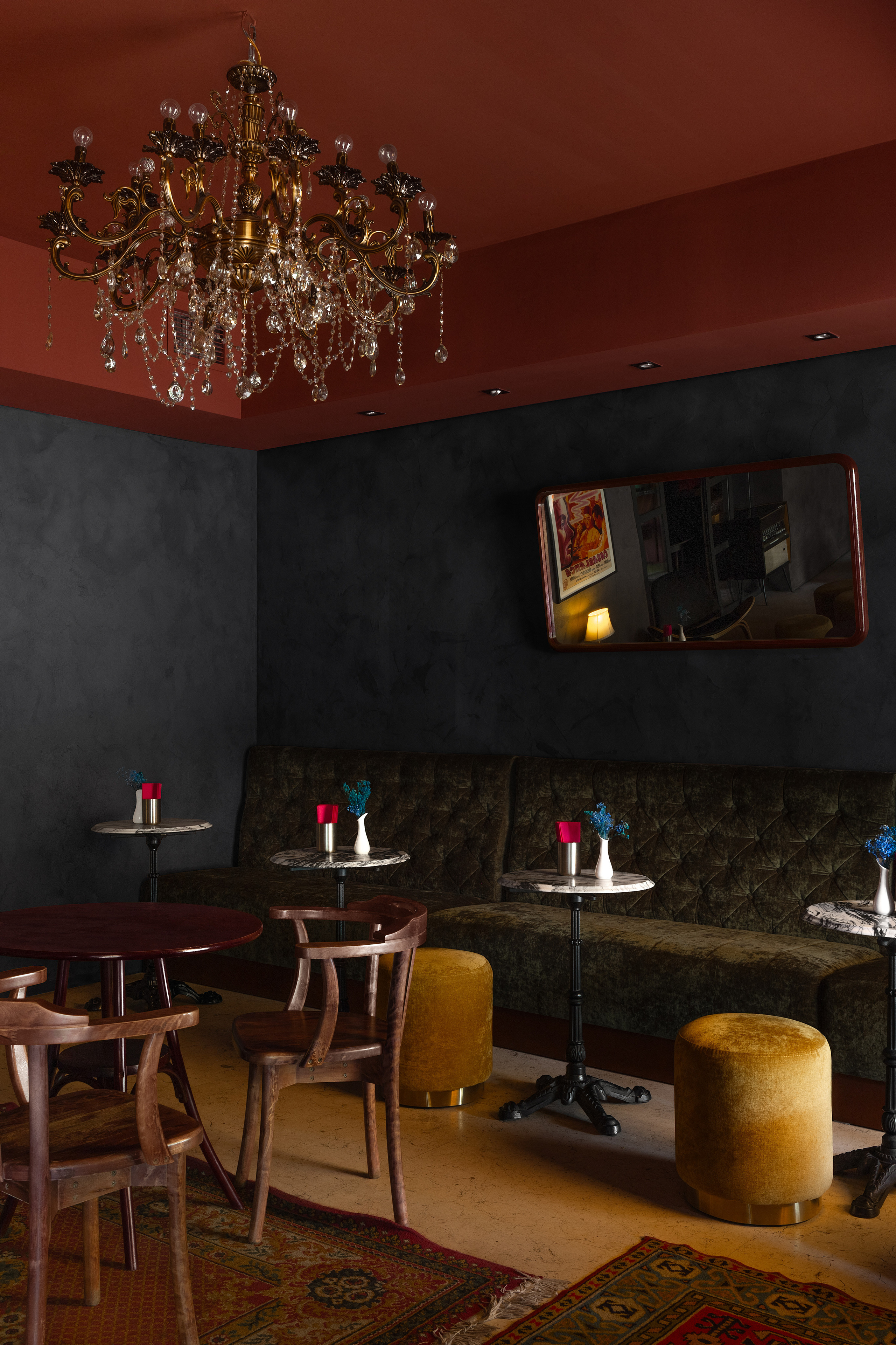 French 42 — Первый Джиновый, фотосъёмка интерьера. Roman Yakunin — interior photographer in Almaty, Kazakhstan