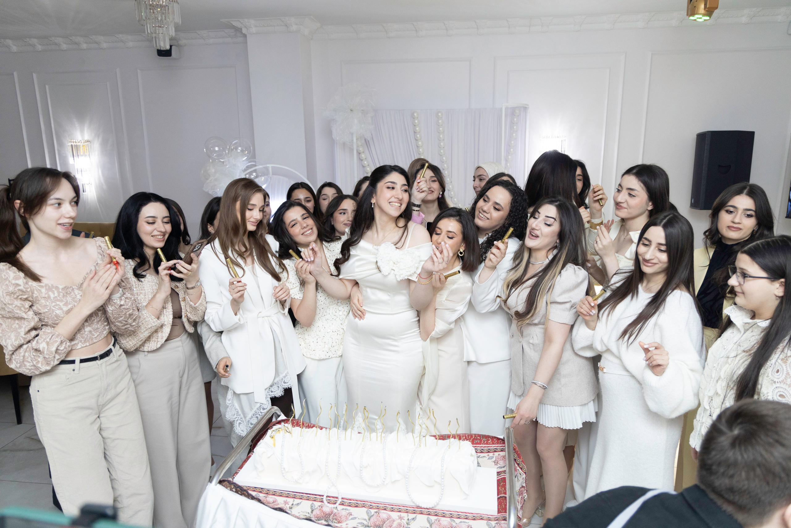 День Рождения 20 лет Ресторан «Менуа». Фотограф Olya Posnimay