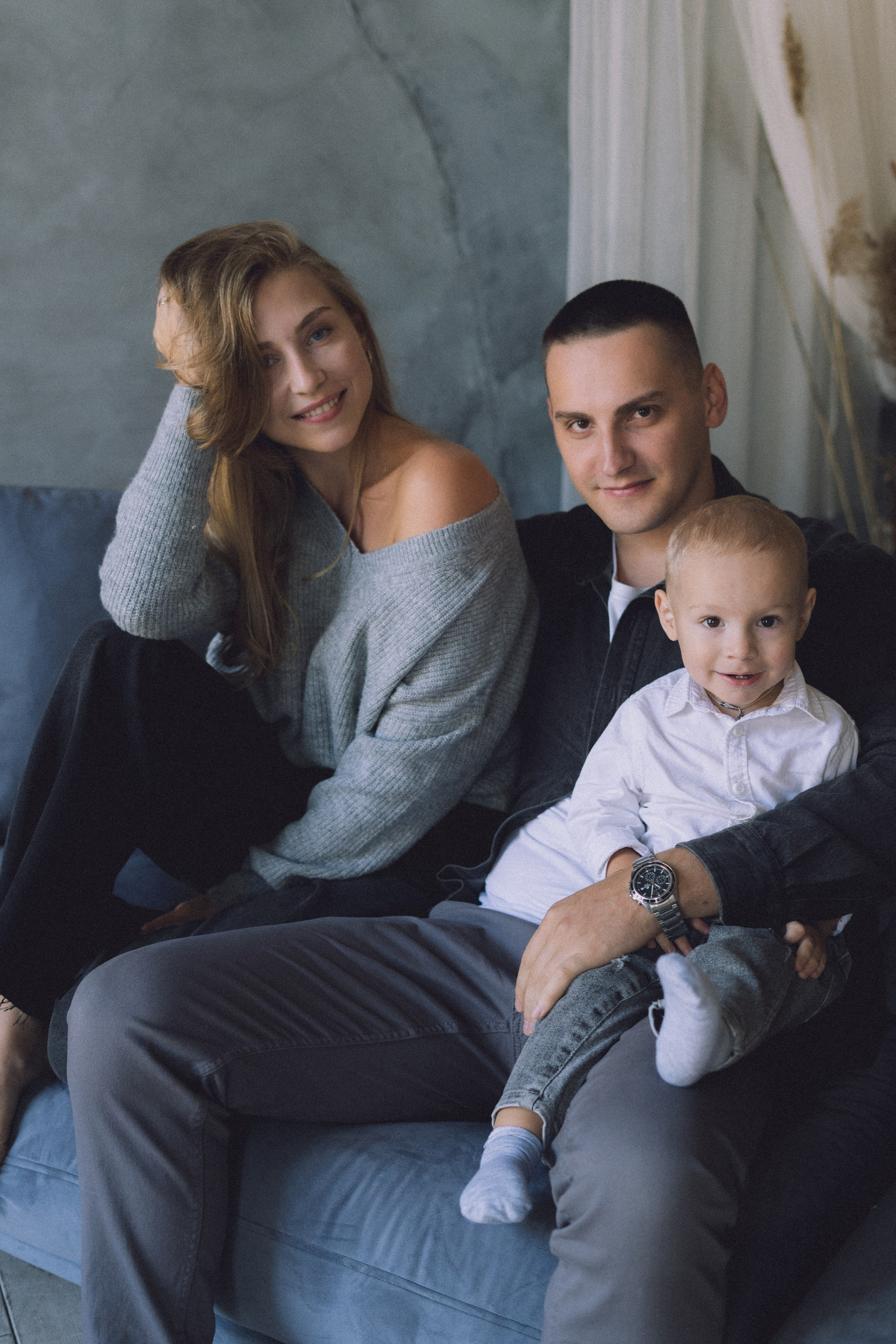 Настя, Артем и Федя. Главная