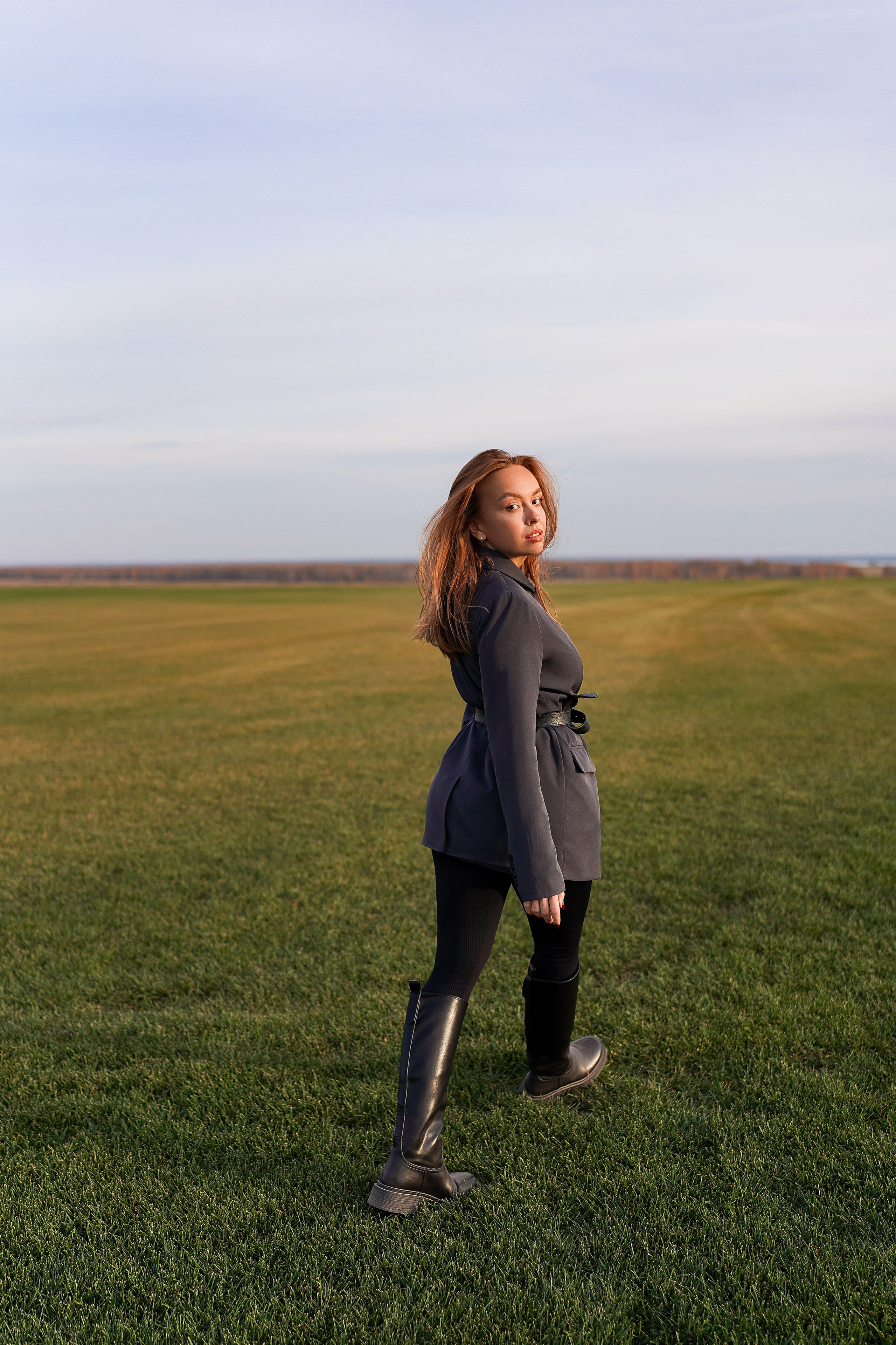 Смотреть серию. ЖЕНСКИЙ ФОТОГРАФ КРИСТИНА ВИГЕЛЬ