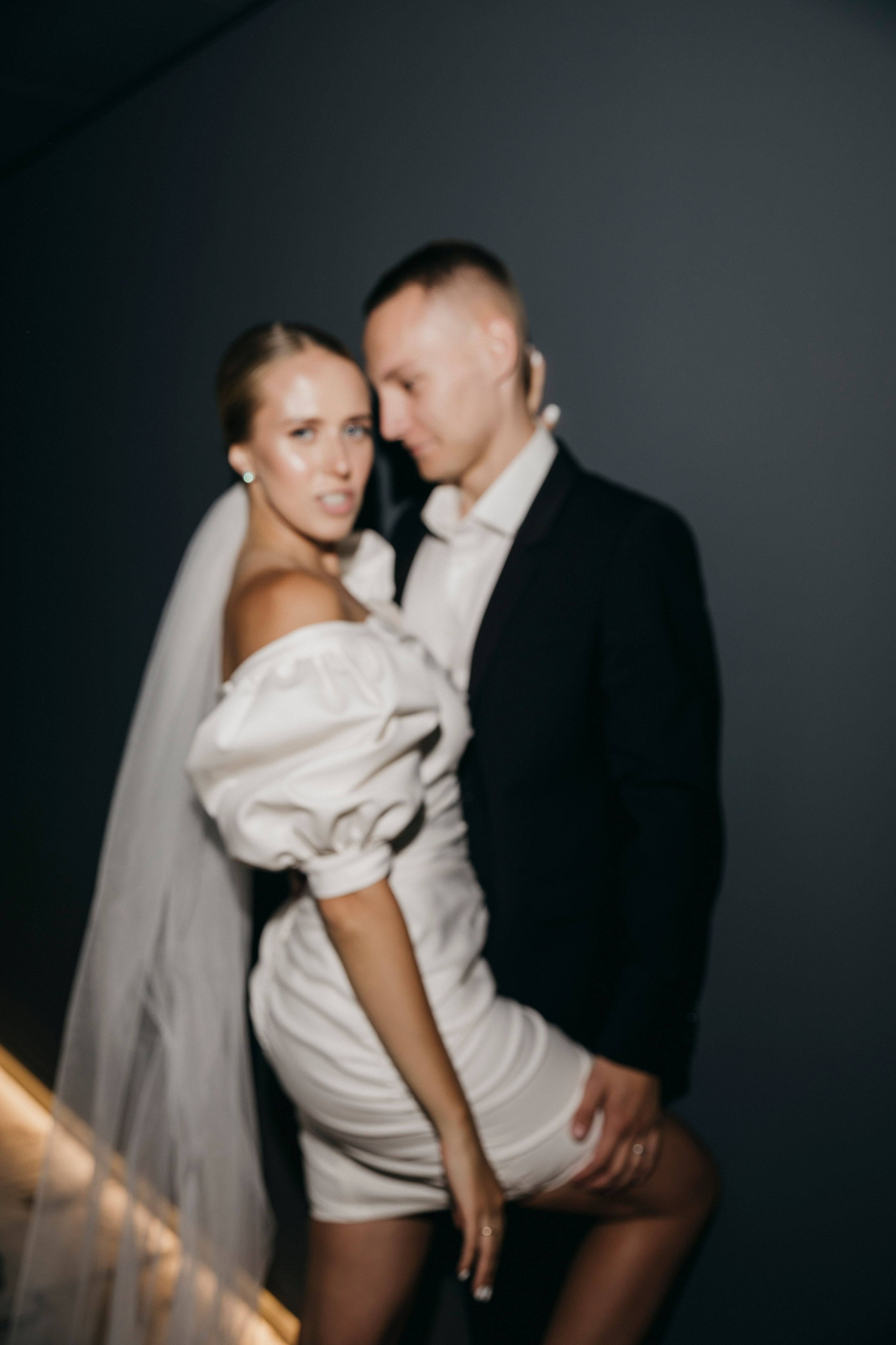 Свадебная фотосессия в отеле Мовенпик Москва Таганская. Свадебный фотограф в Москве Екатерина Гусева