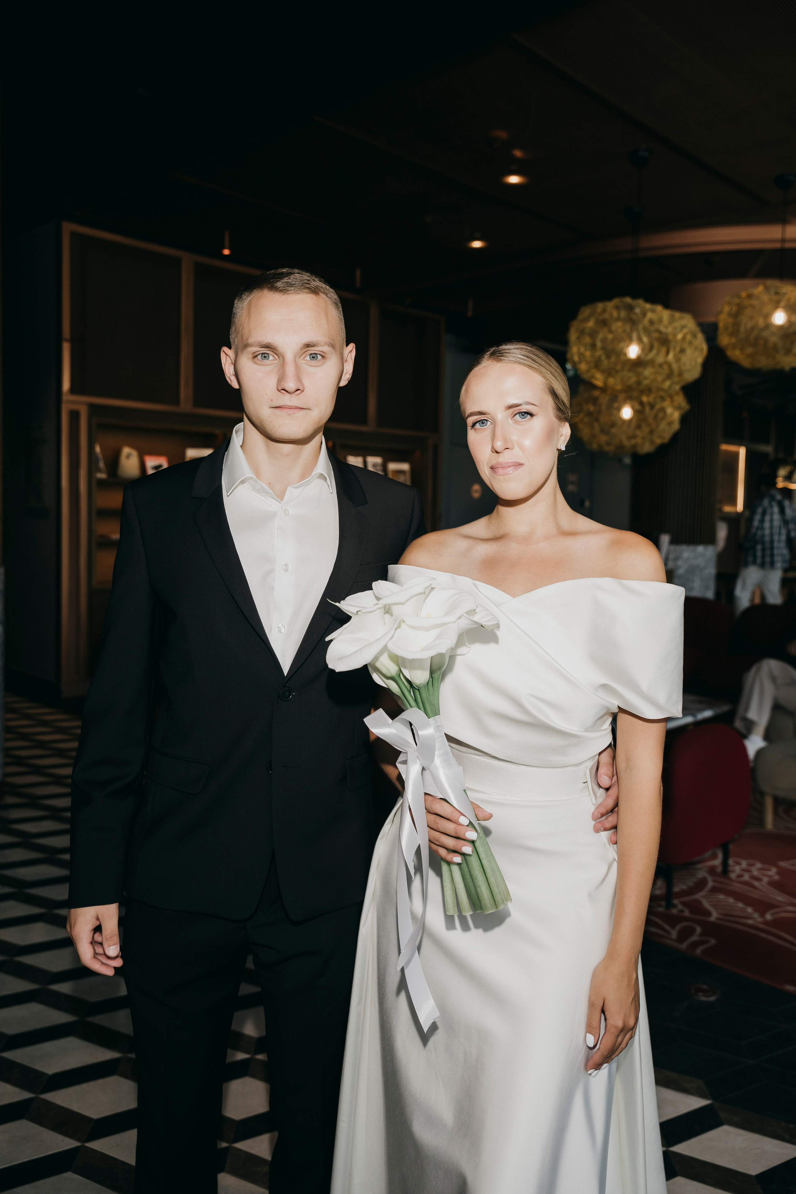 Свадебная фотосессия в отеле Мовенпик Москва Таганская. Свадебный фотограф в Москве Екатерина Гусева