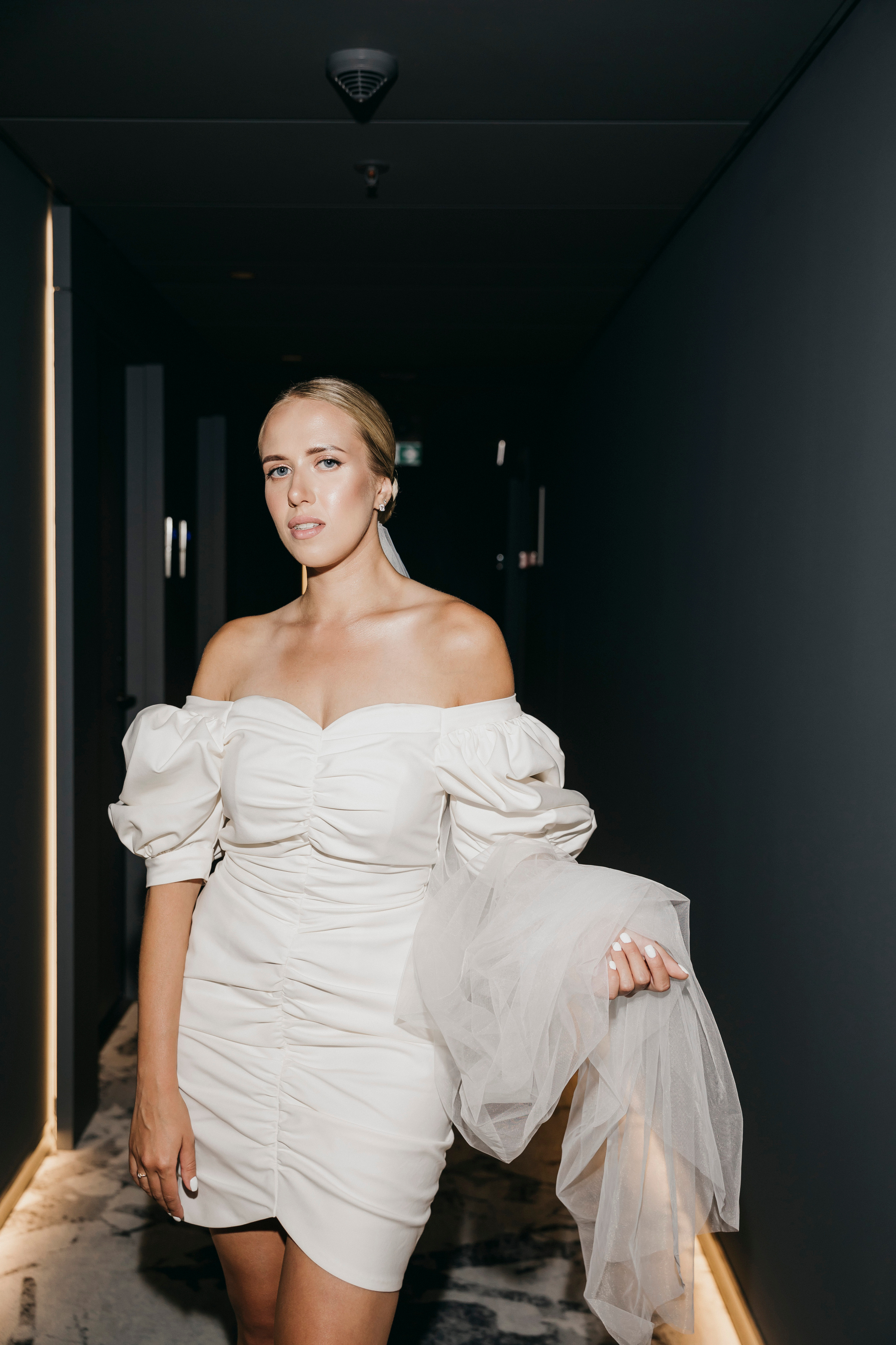 Свадебная фотосессия в отеле Мовенпик Москва Таганская. Свадебный фотограф в Москве Екатерина Гусева