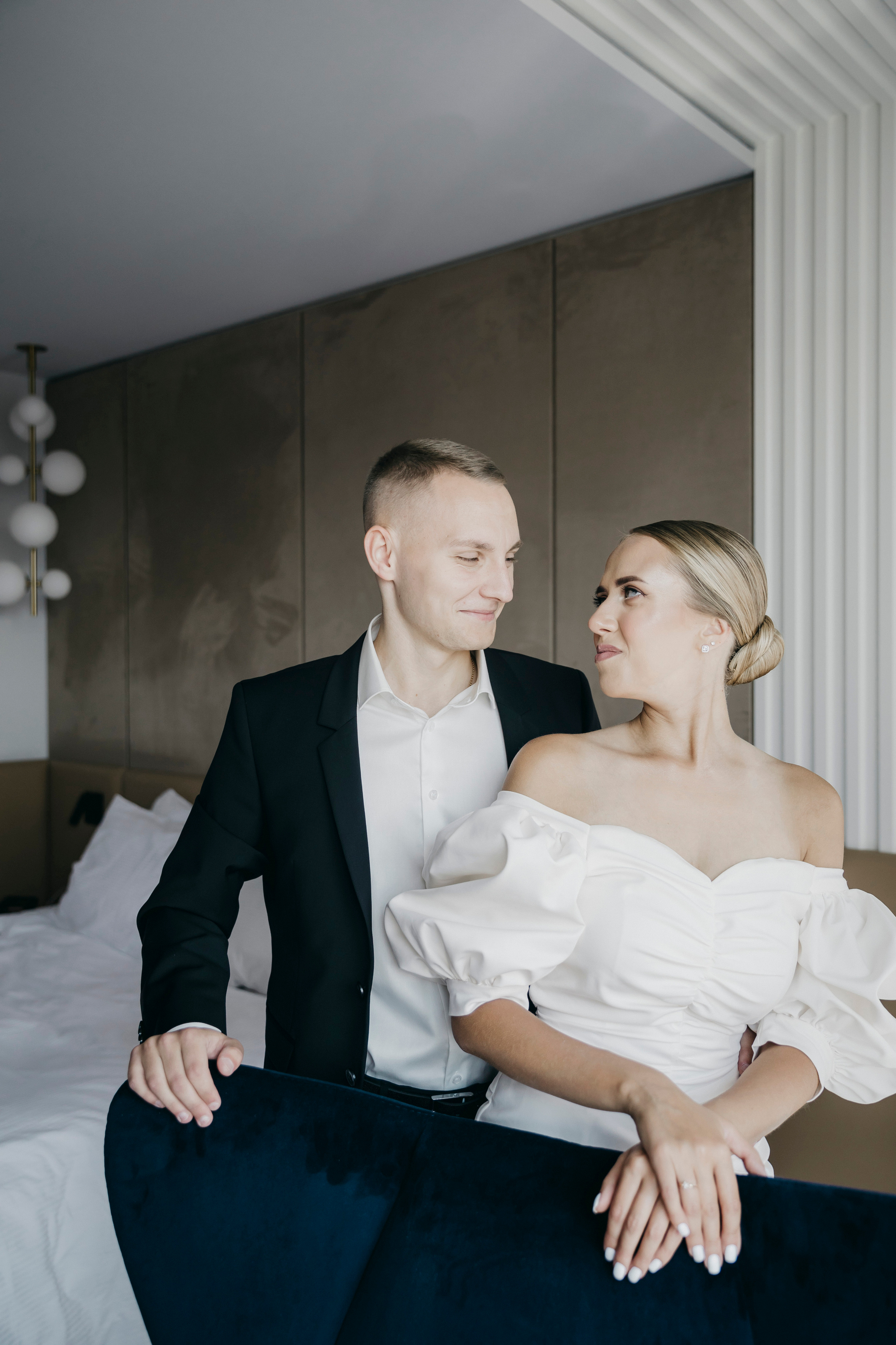 Свадебная фотосессия в отеле Мовенпик Москва Таганская. Свадебный фотограф в Москве Екатерина Гусева