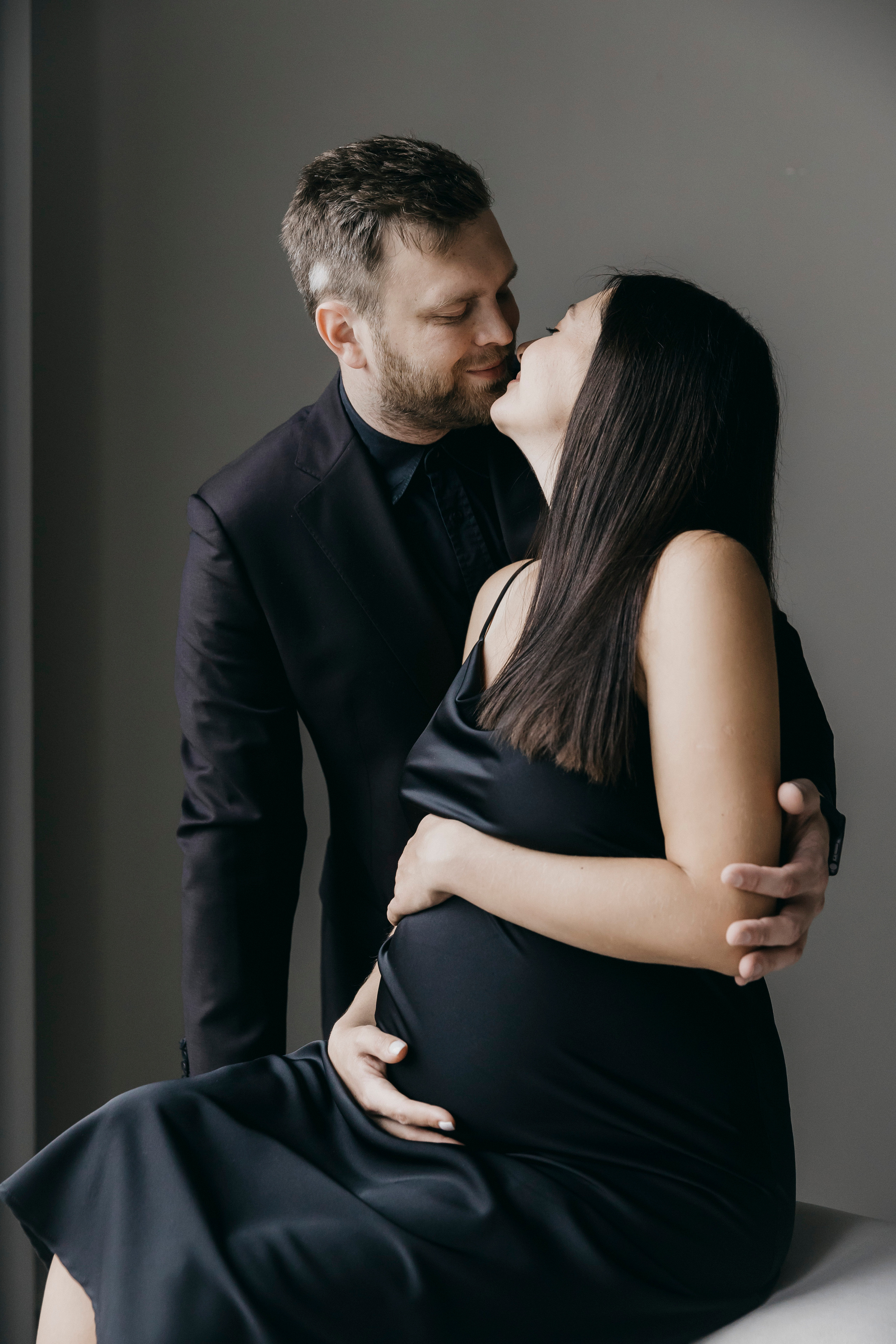 Фотосессия беременности в студии в Москве. Свадебный фотограф в Москве Екатерина Гусева