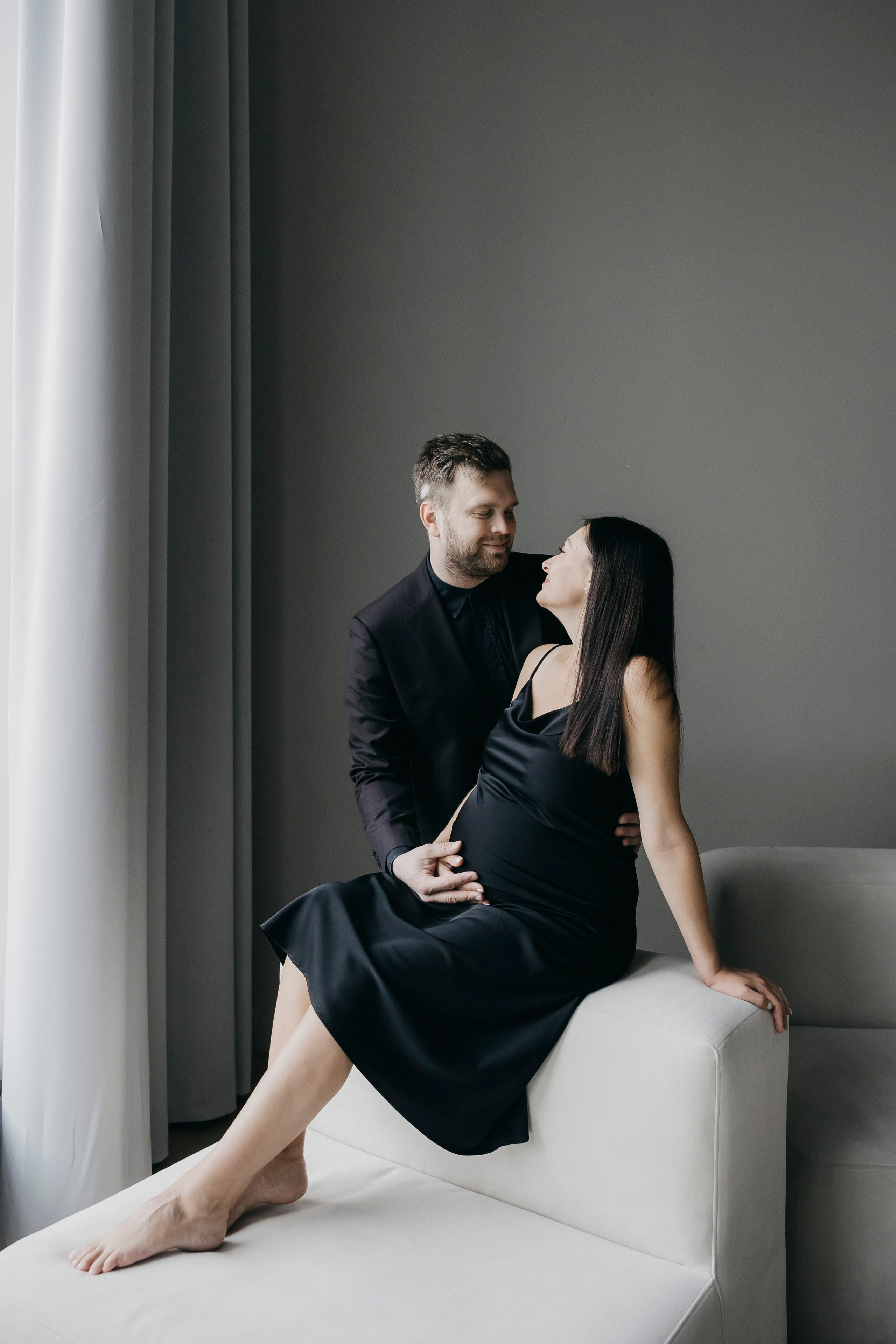 Фотосессия беременности в студии в Москве. Свадебный фотограф в Москве Екатерина Гусева