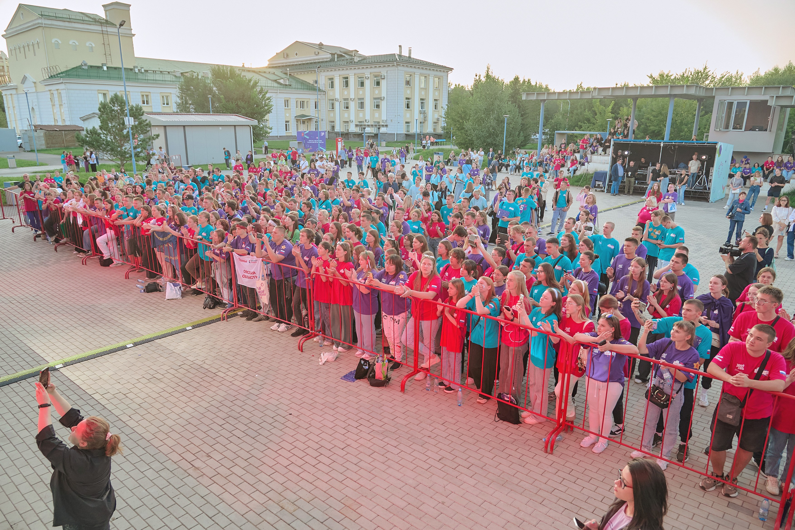 Большая перемена. Фотограф Яковлев Роман — Красноярск