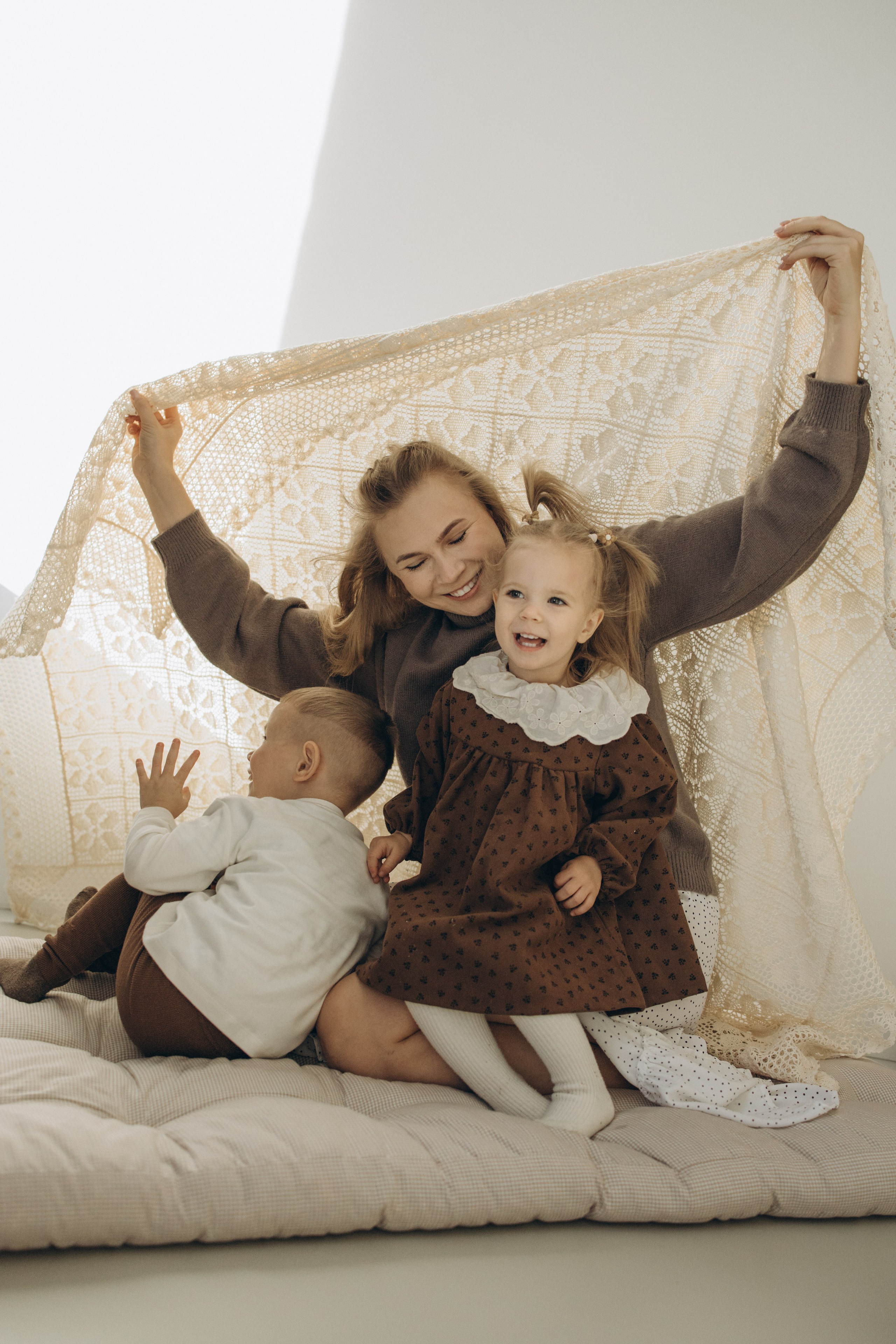 Семейная съемка в студии. Семейный фотограф в Минске — Алина Тиханович