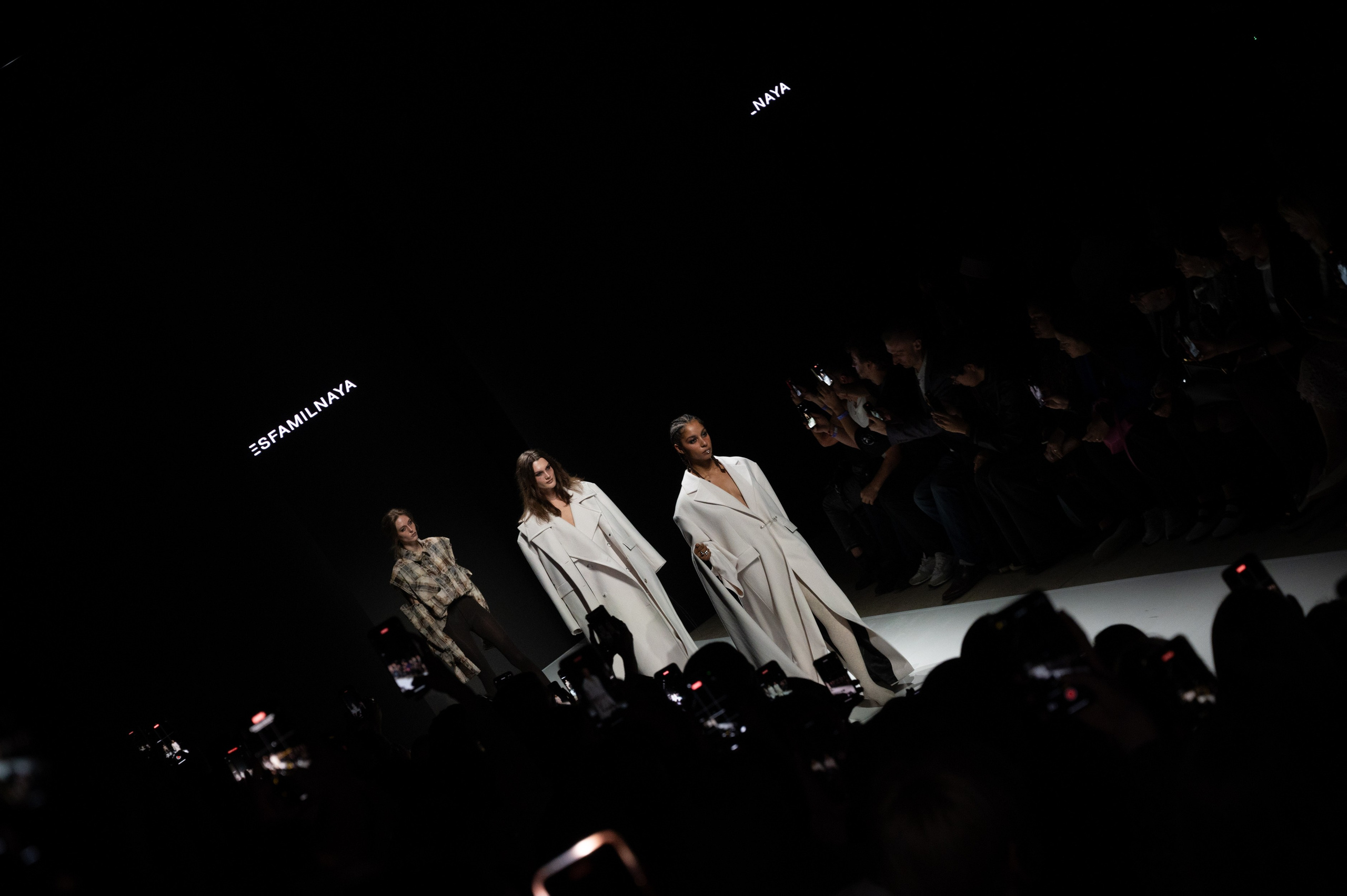 Anastasia Raduga Fashion and portret photograph, worldwide