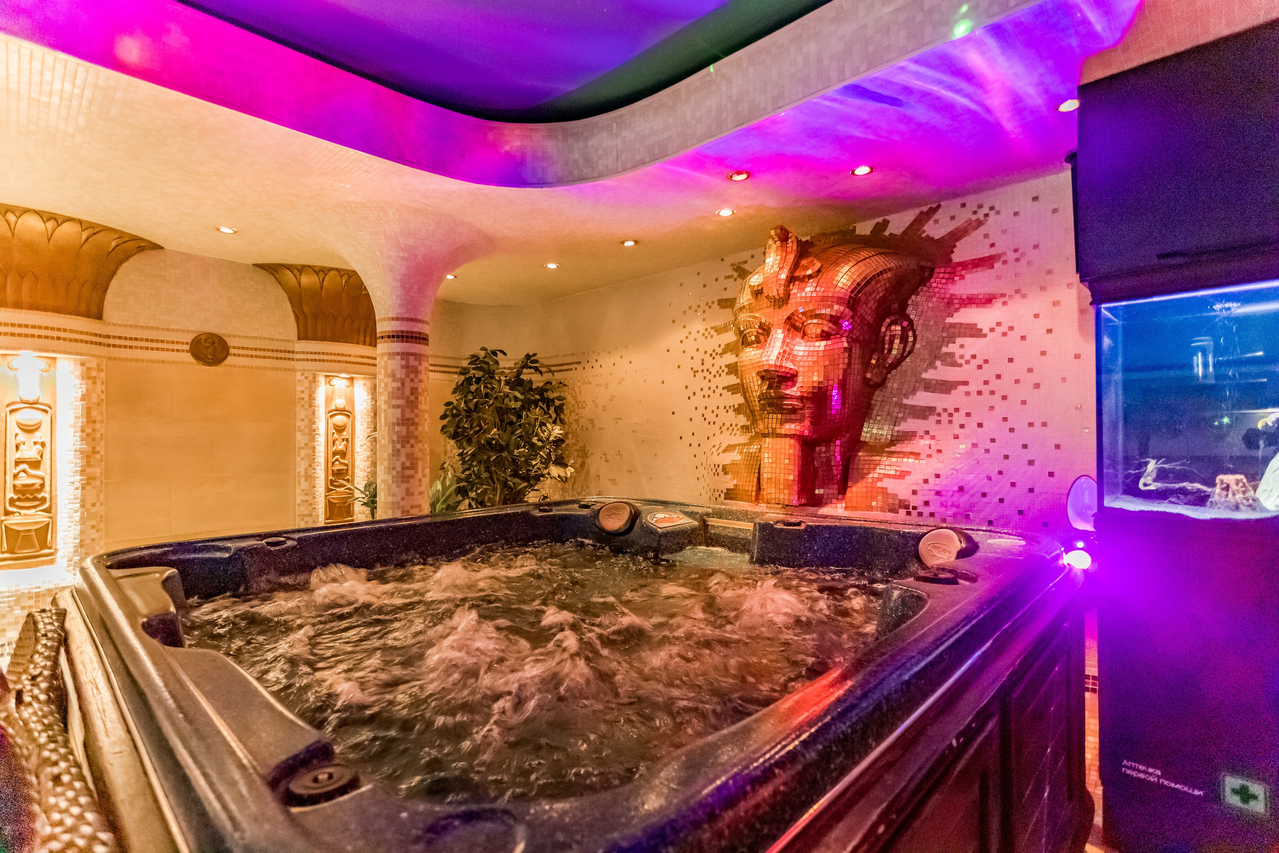 Фотосъемка для аквазоны Фараон на Ленинском проспекте. Интерьеры, Контент, Портреты | Фотограф в Москве Дани Терно