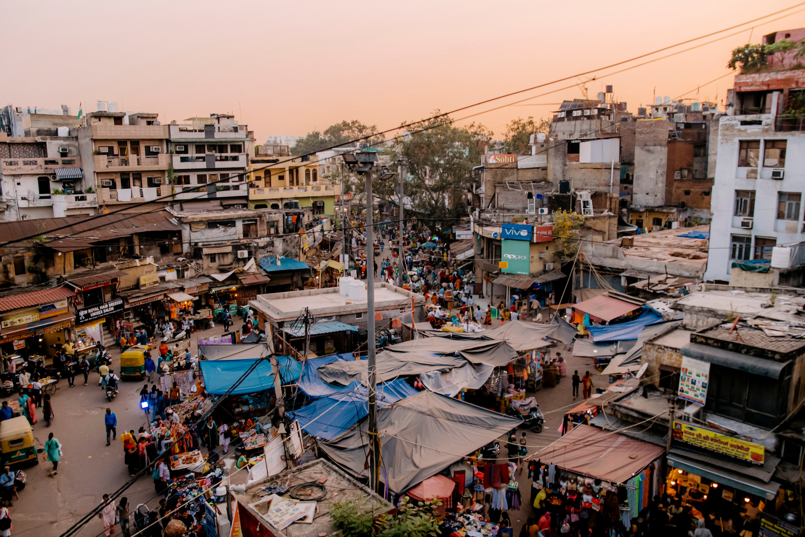 Дели. стрит. Iraogo