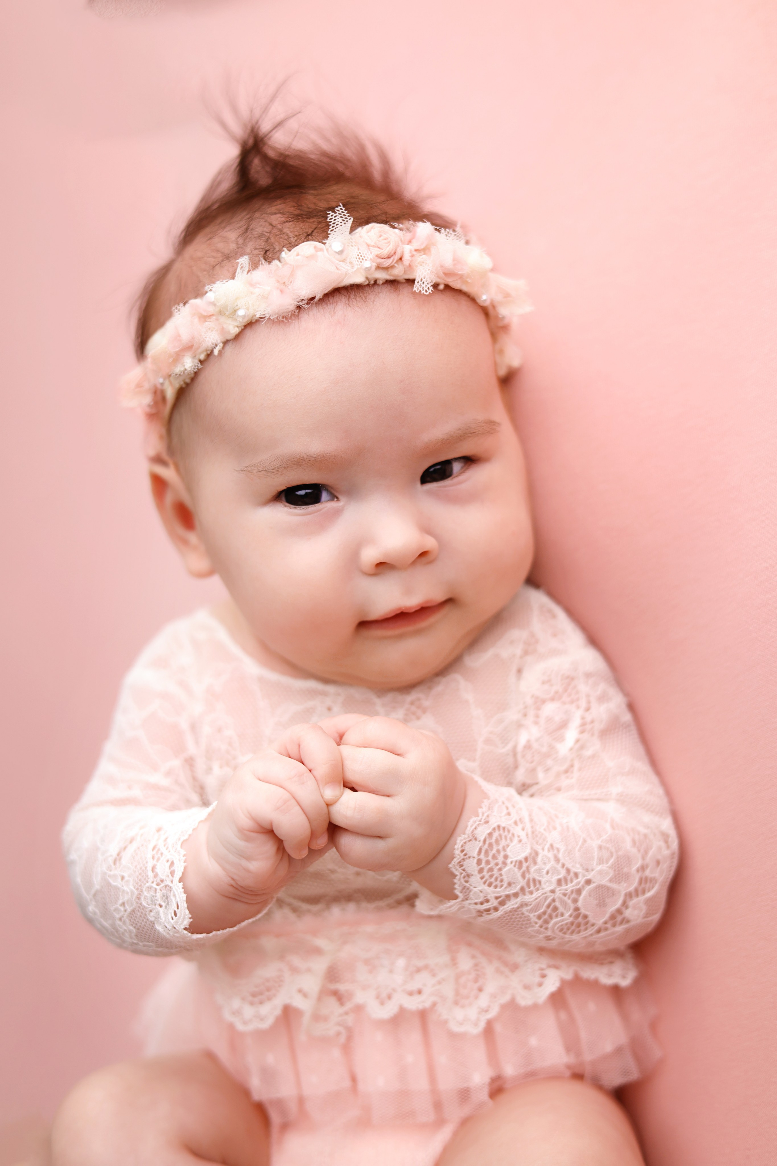Фотосессия Василисы в студии в Бутово. Фотограф новорожденных Москва. Ньюборн фотограф Москва