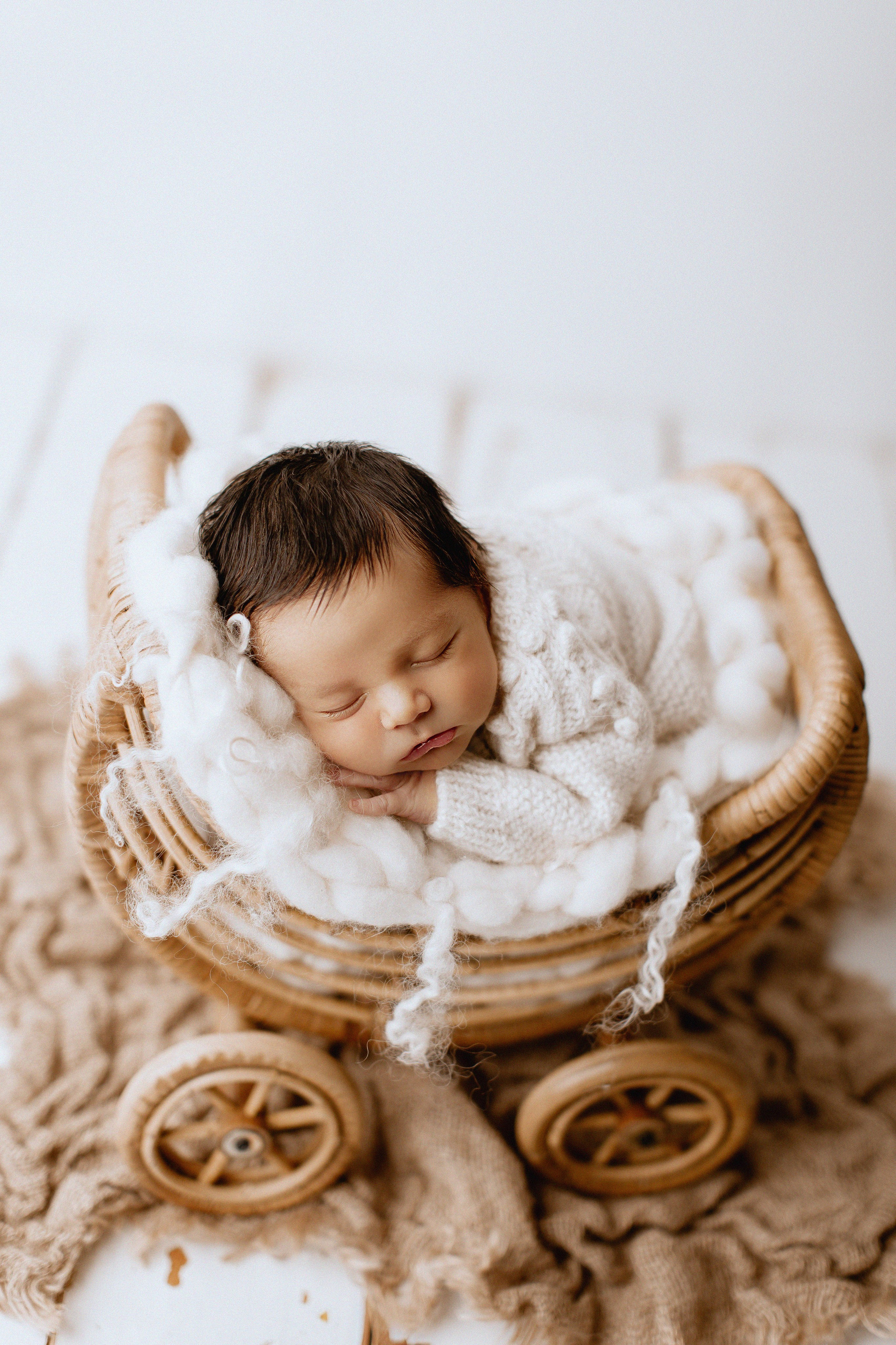 Новорожденные. Фотограф новорожденных в Уфе Инзиля Сулейманова