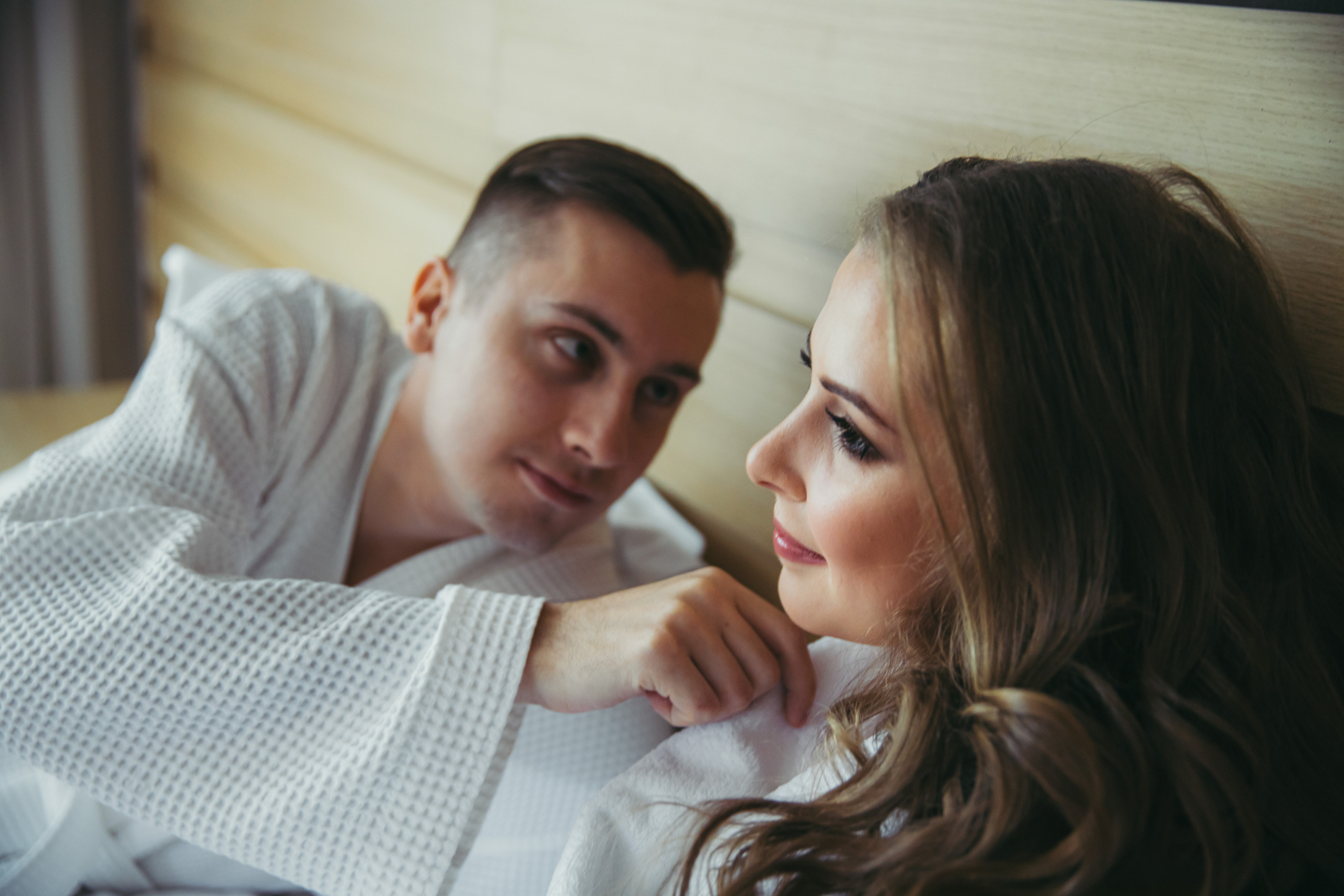 Эротическая фотосъёмка. Ведущий на праздник в Москве / Денис Аганин