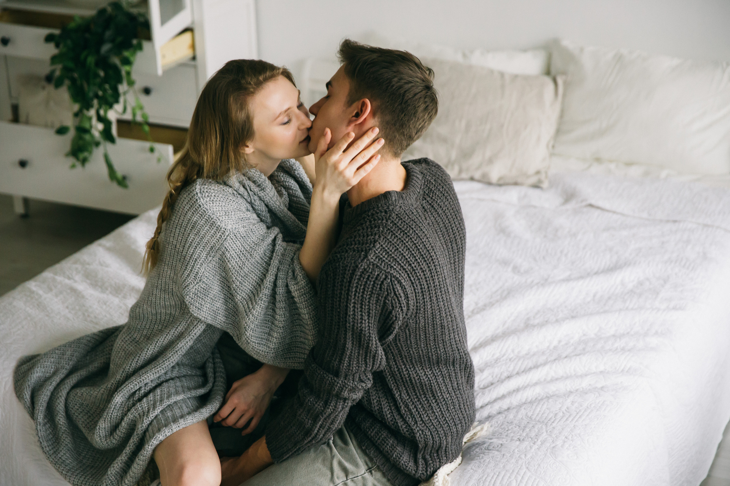 Эротическая фотосъёмка. Ведущий на праздник в Москве / Денис Аганин