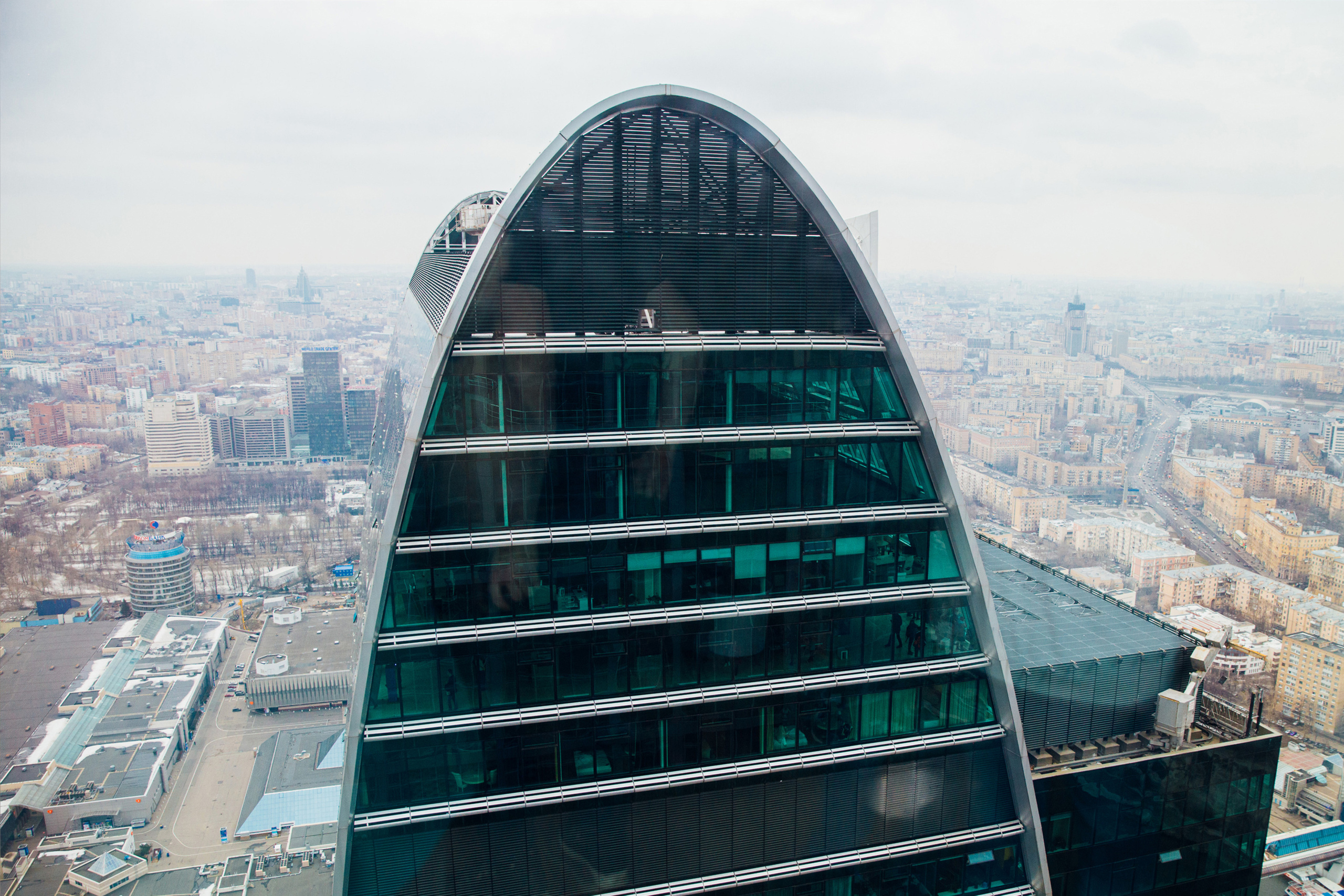 Индивидуальная фотосъёмка. Ведущий на праздник в Москве / Денис Аганин