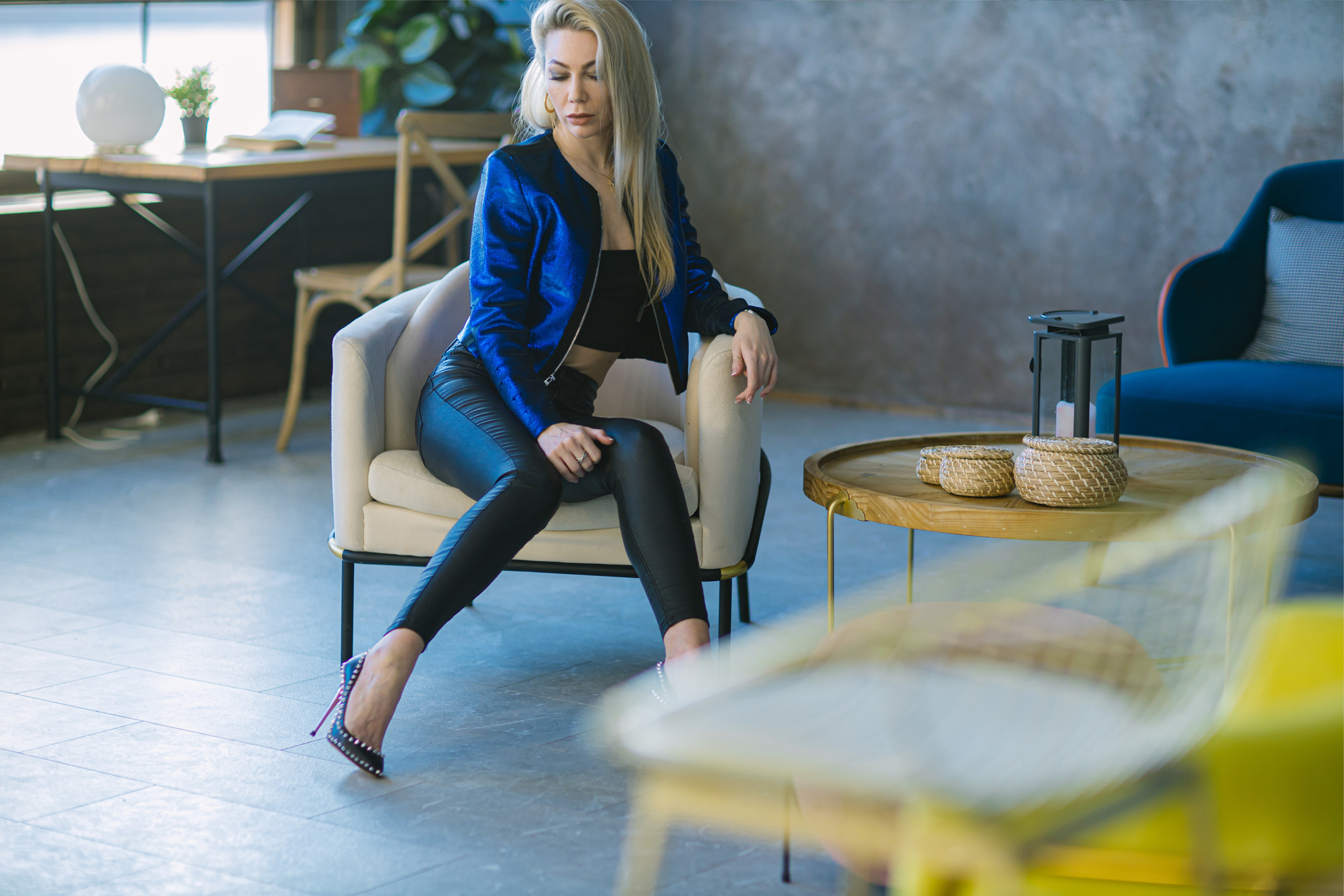 Индивидуальная фотосъёмка. Ведущий на праздник в Москве / Денис Аганин