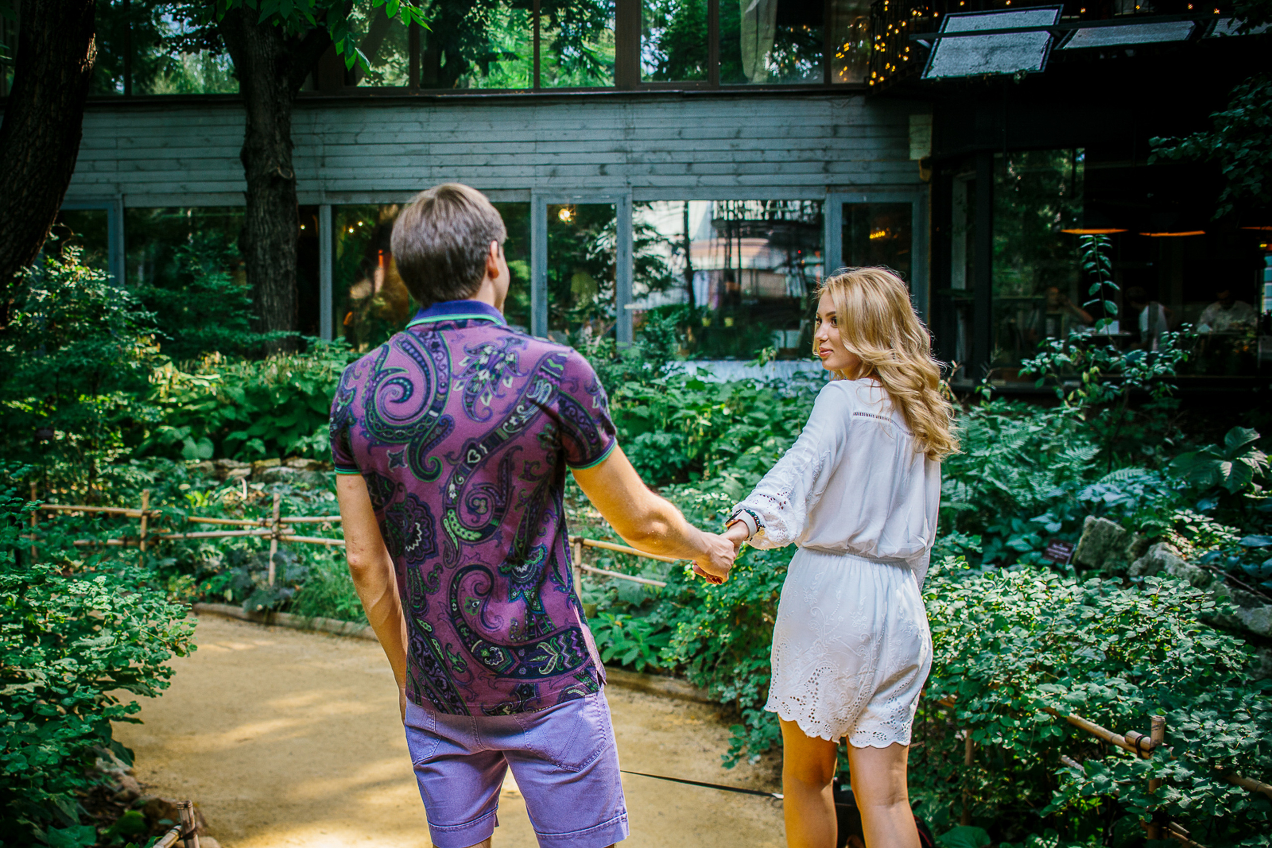 Семейная фотопрогулка. Ведущий на праздник в Москве / Денис Аганин
