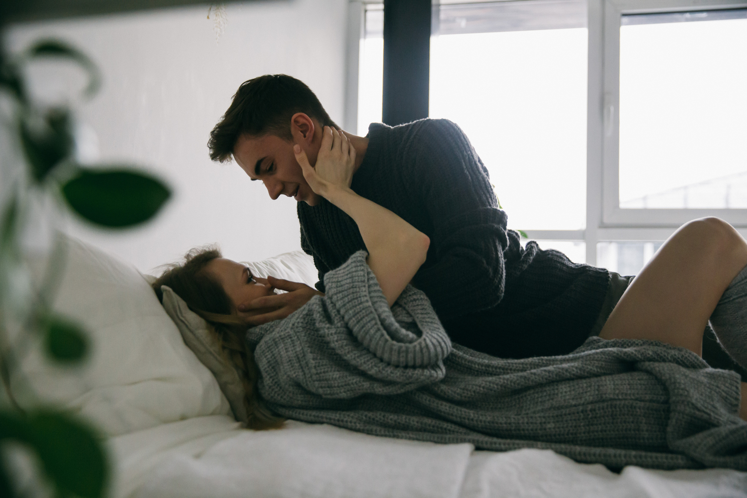 Эротическая фотосъёмка. Ведущий на праздник в Москве / Денис Аганин