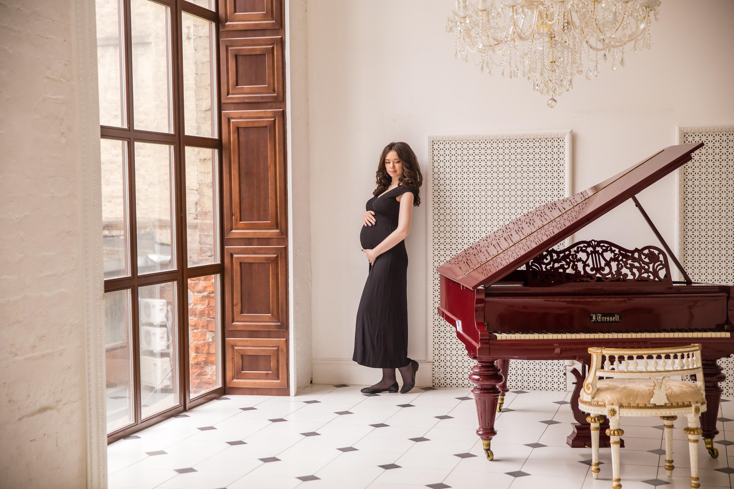 Индивидуальная фотосъёмка. Ведущий на праздник в Москве / Денис Аганин