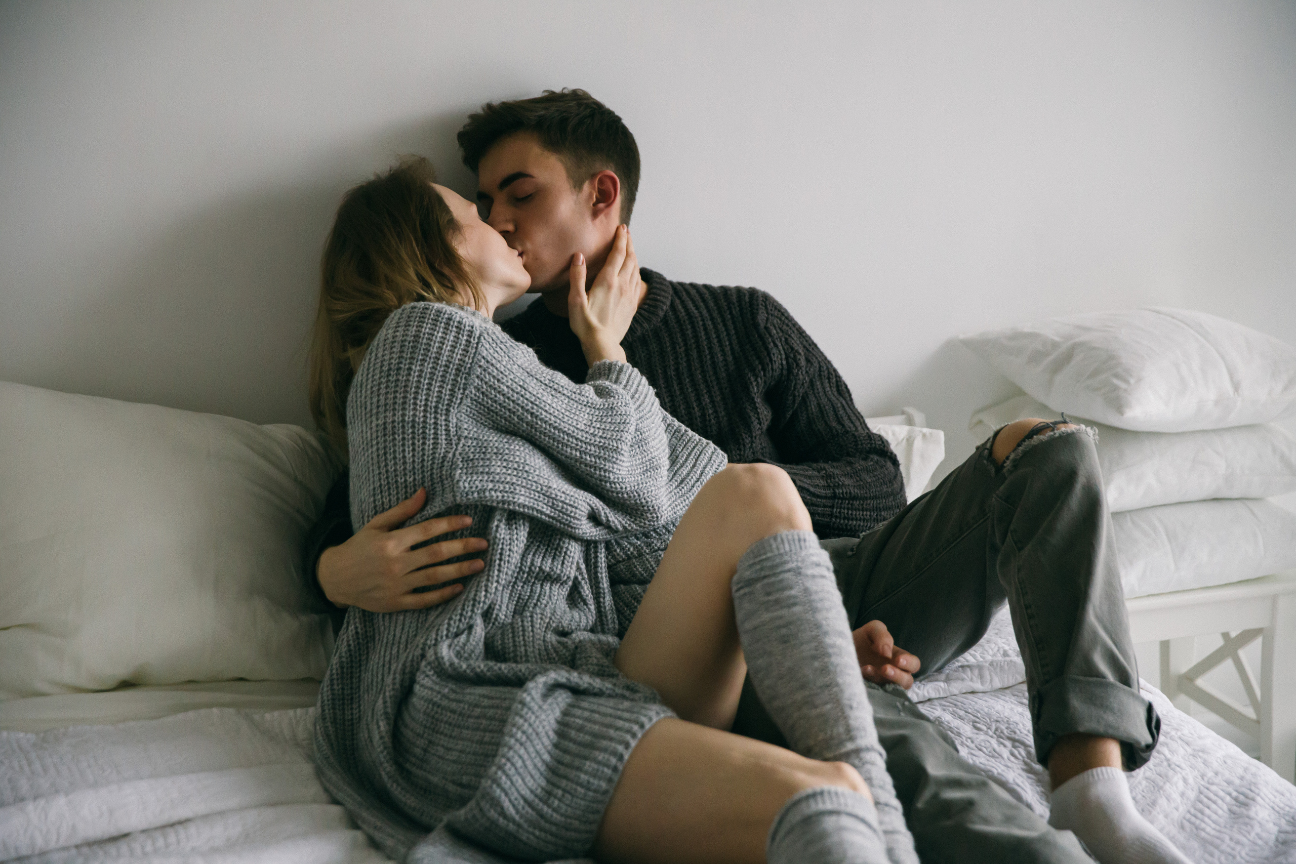 Эротическая фотосъёмка. Ведущий на праздник в Москве / Денис Аганин