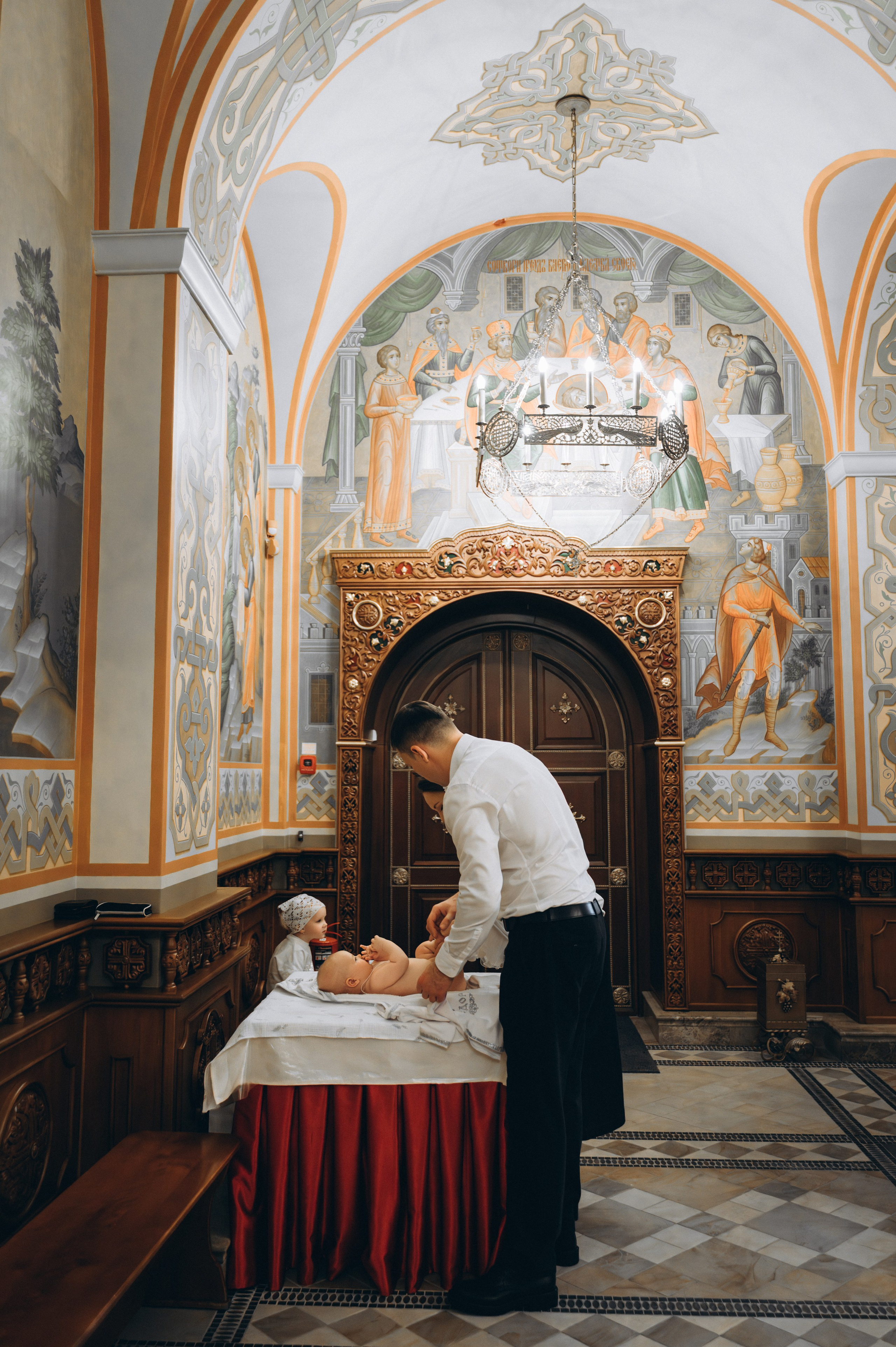 Крещение Фёдора (Храм Всех Святых) криптовый. Семейный фотограф в Минске Дарья Дреко