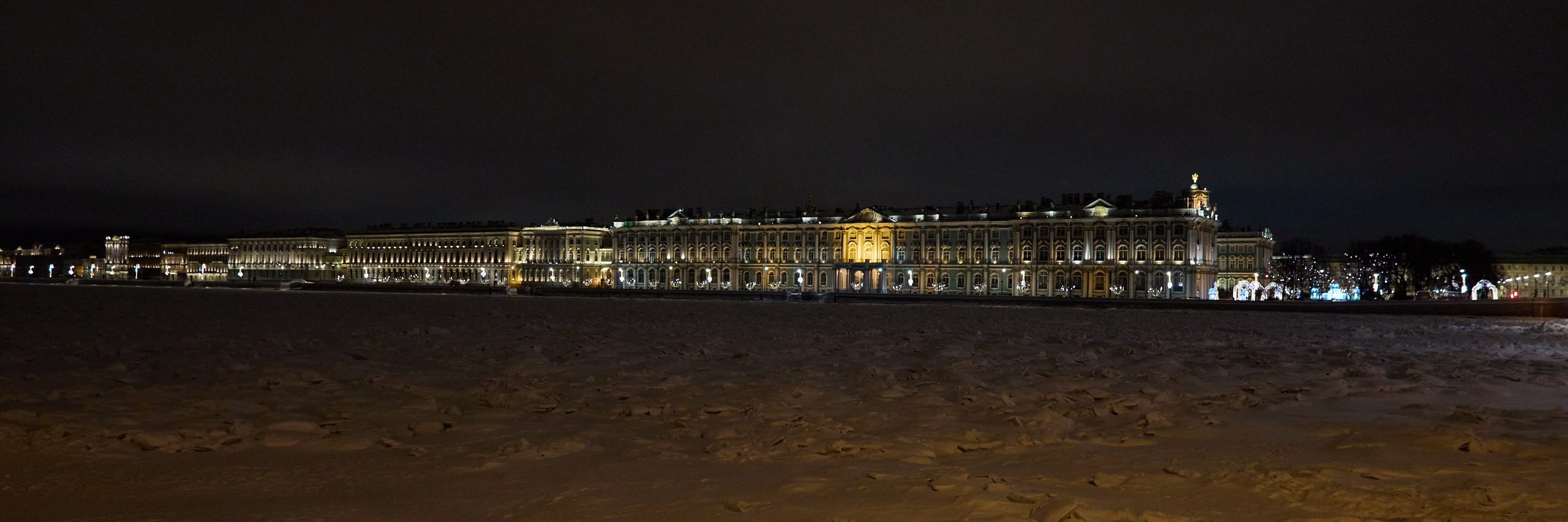 Рождество въ Санктъ-Петербургѣ. Фотографъ Сергѣевъ. Поймать мгновеніе