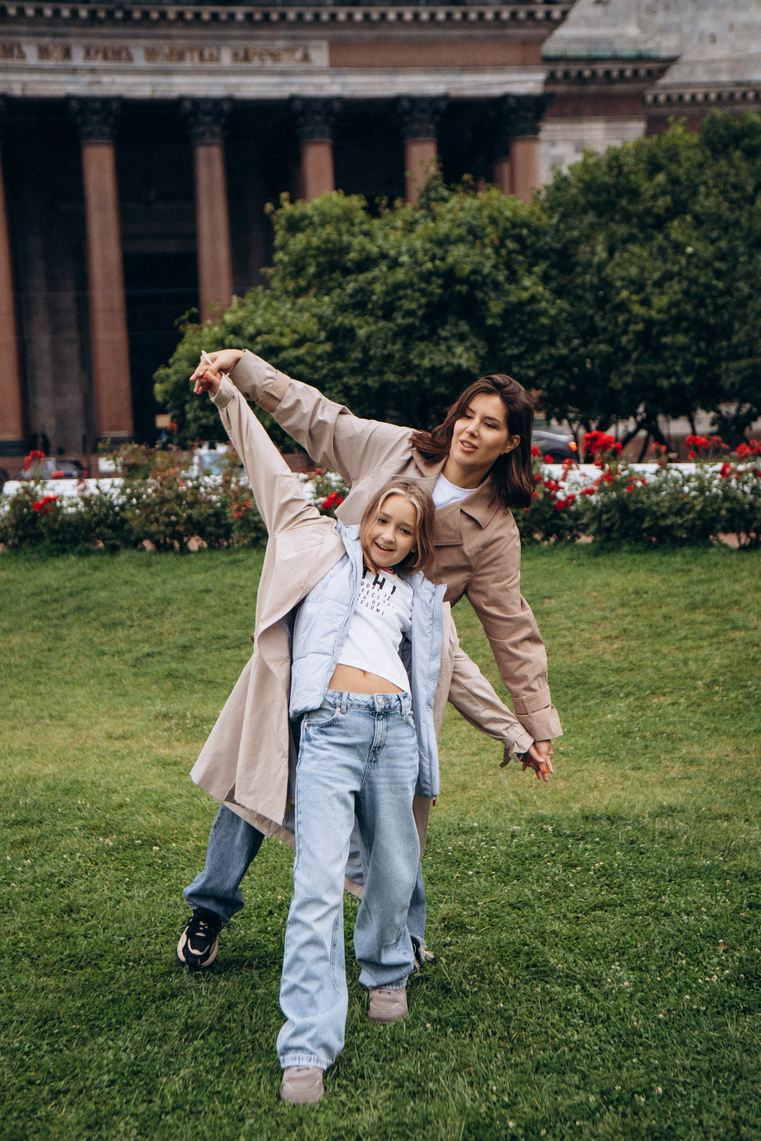 Семейная прогулочная фотосессия в Санкт-Петербурге. Фотограф в Санкт-Петербурге Кристина Брянская