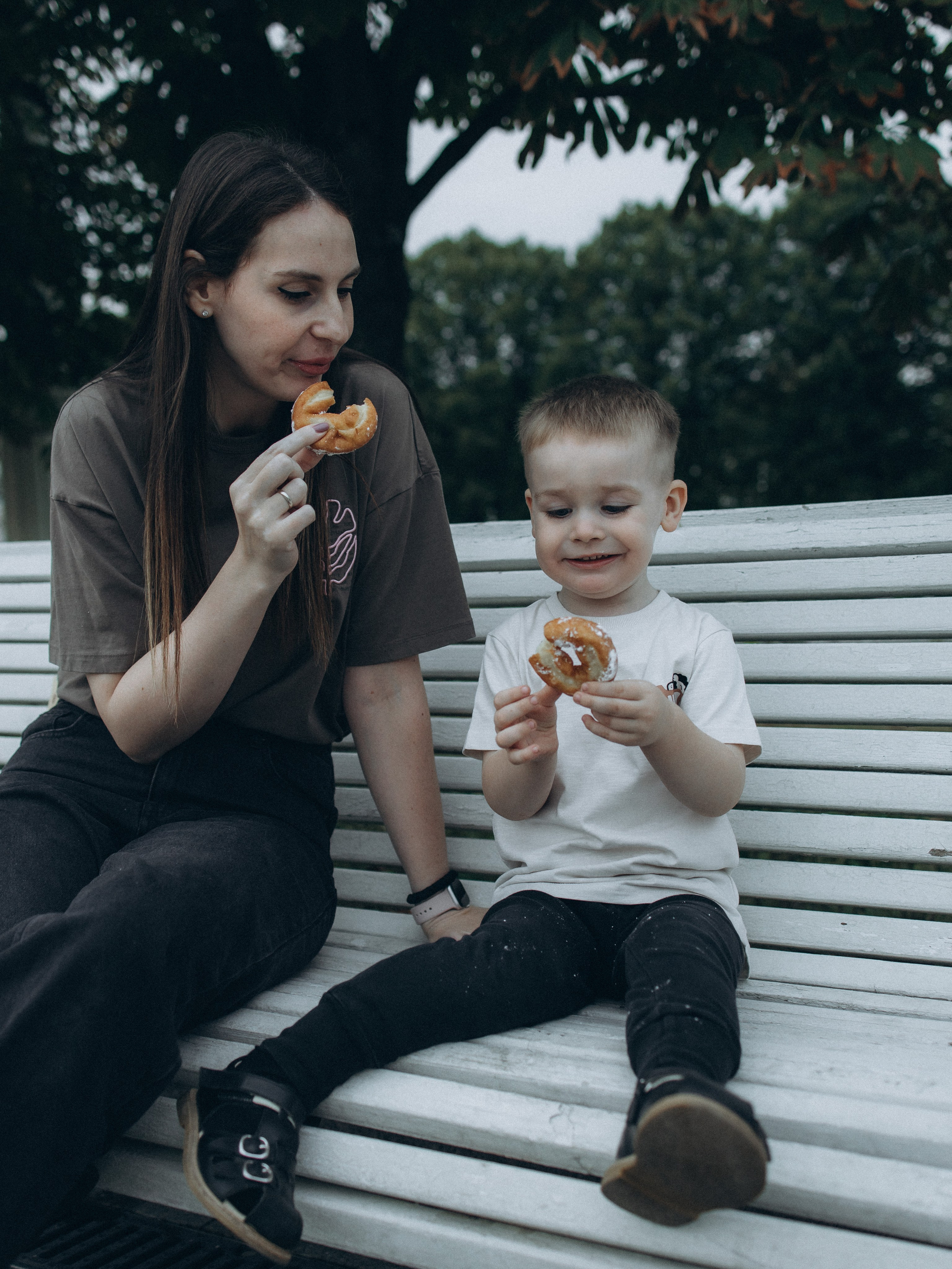 Мама и сын. Осенняя прогулка. Фотограф Дарья Соколовская