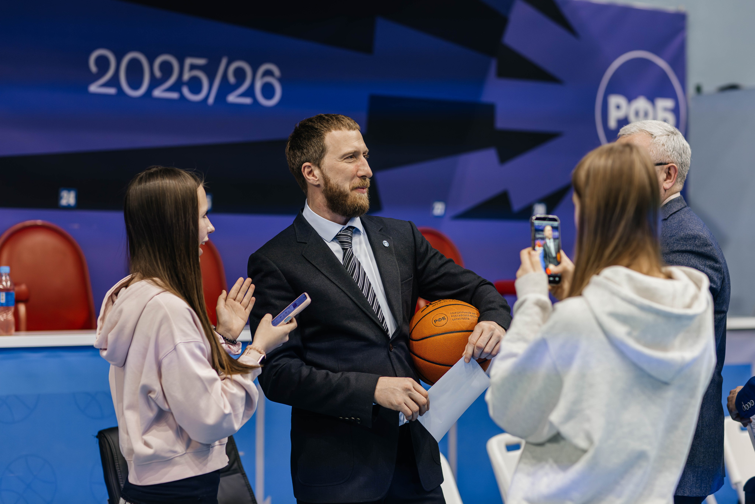 Баскетбол — Динамо. Репортажный и свадебный фотограф во Владивостоке Максим Цой