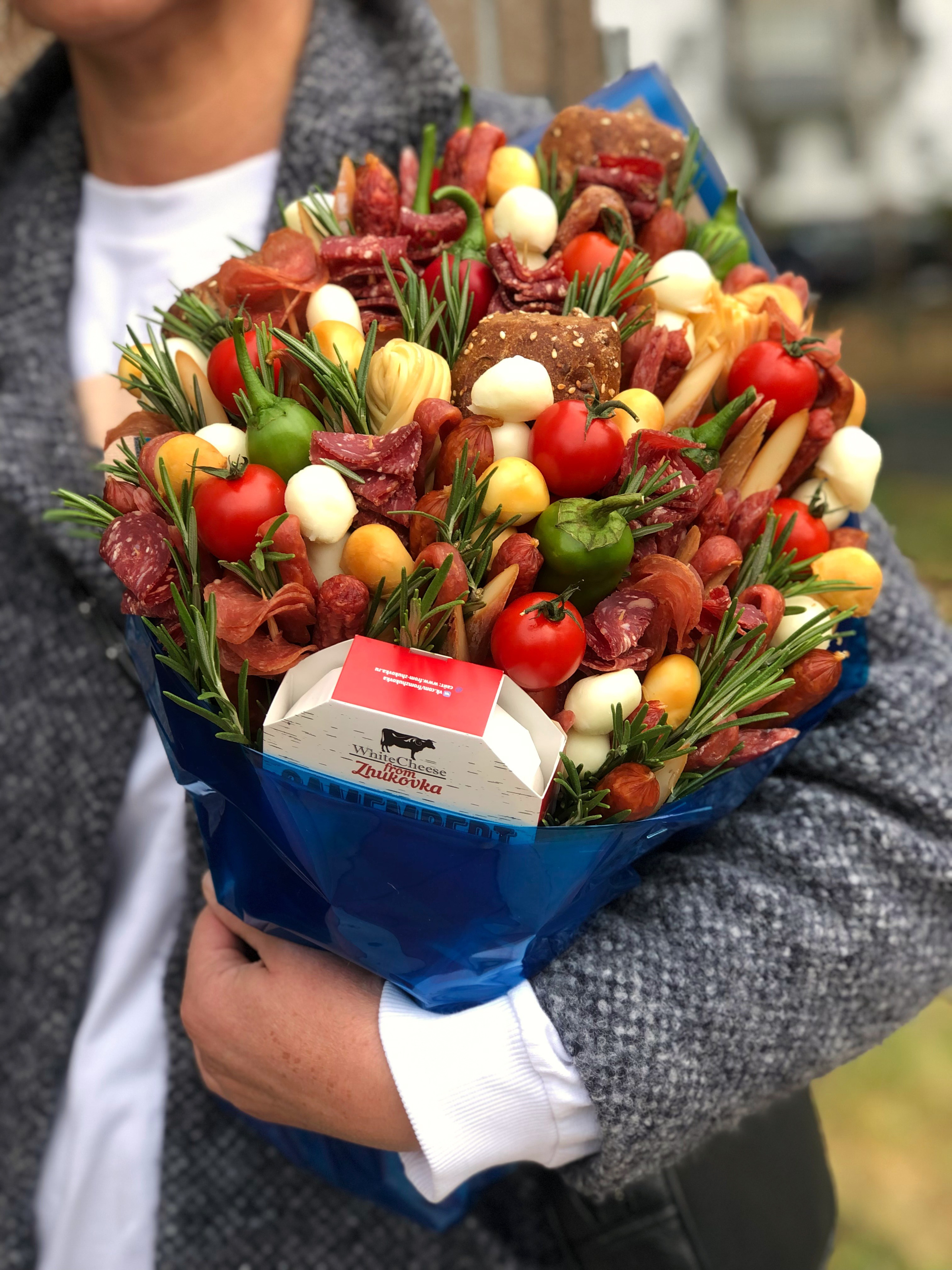 Колбасные. Выездной кейтеринг, съедобные букеты, торты и сладости на заказ