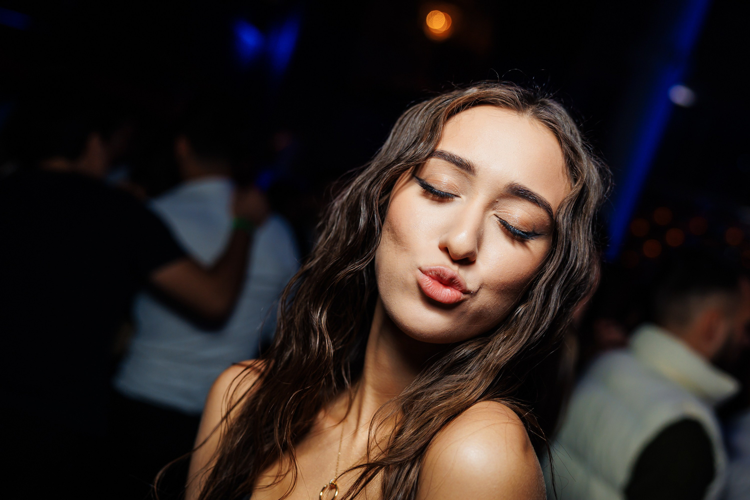 Клубный фотограф и nightlife-репортаж в Москве — Адам Черноуски. Событийный и портретный фотограф в Москве — Адам Черноуски