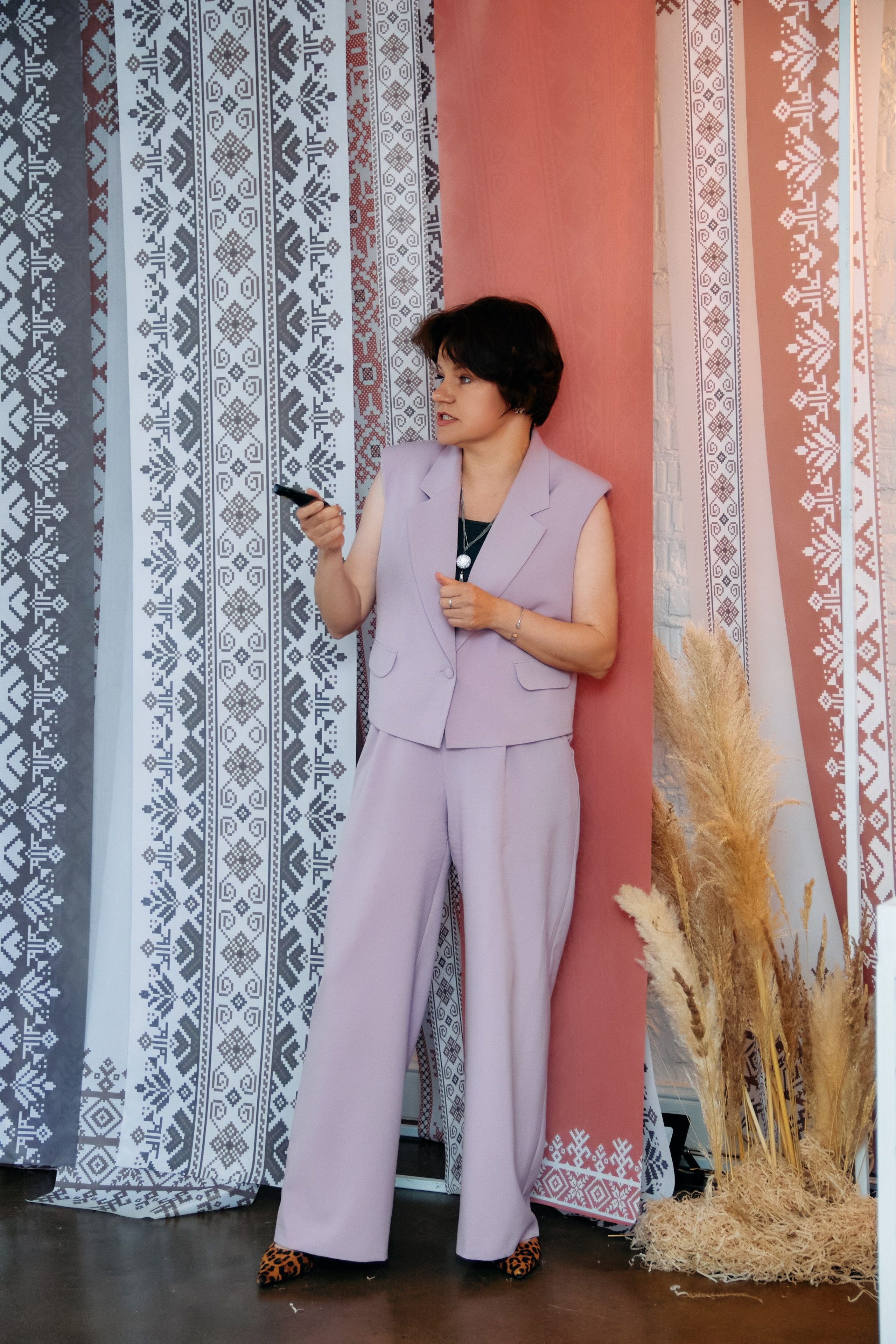 Деловой разговор «Перспективы инвестиций в 2024 году». Фотограф в Смоленске Ася Польшина