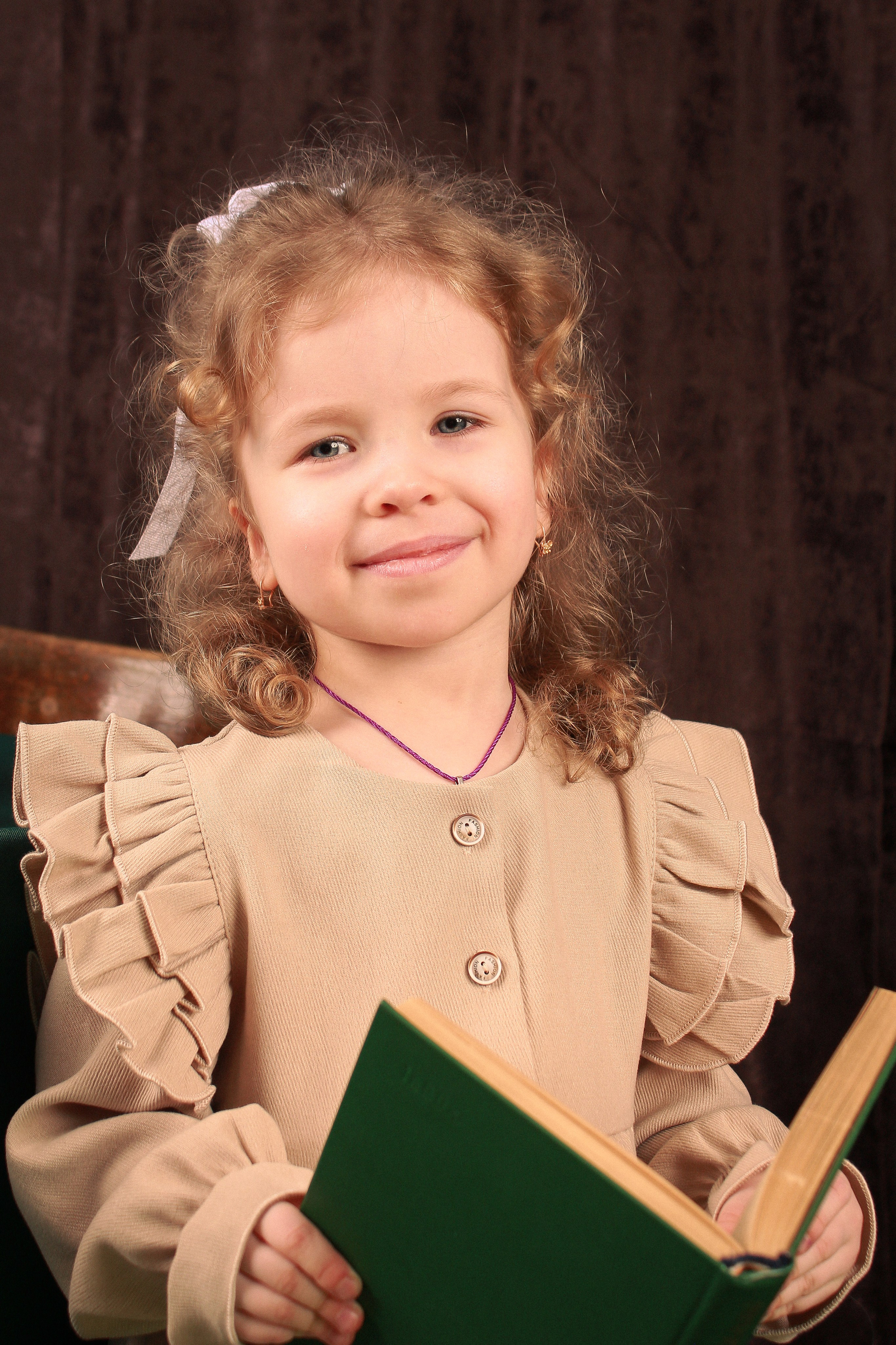 Детские фотосессии, создание выпускных альбомов. Фотограф из Новосибирска Артур Шамсутдинов