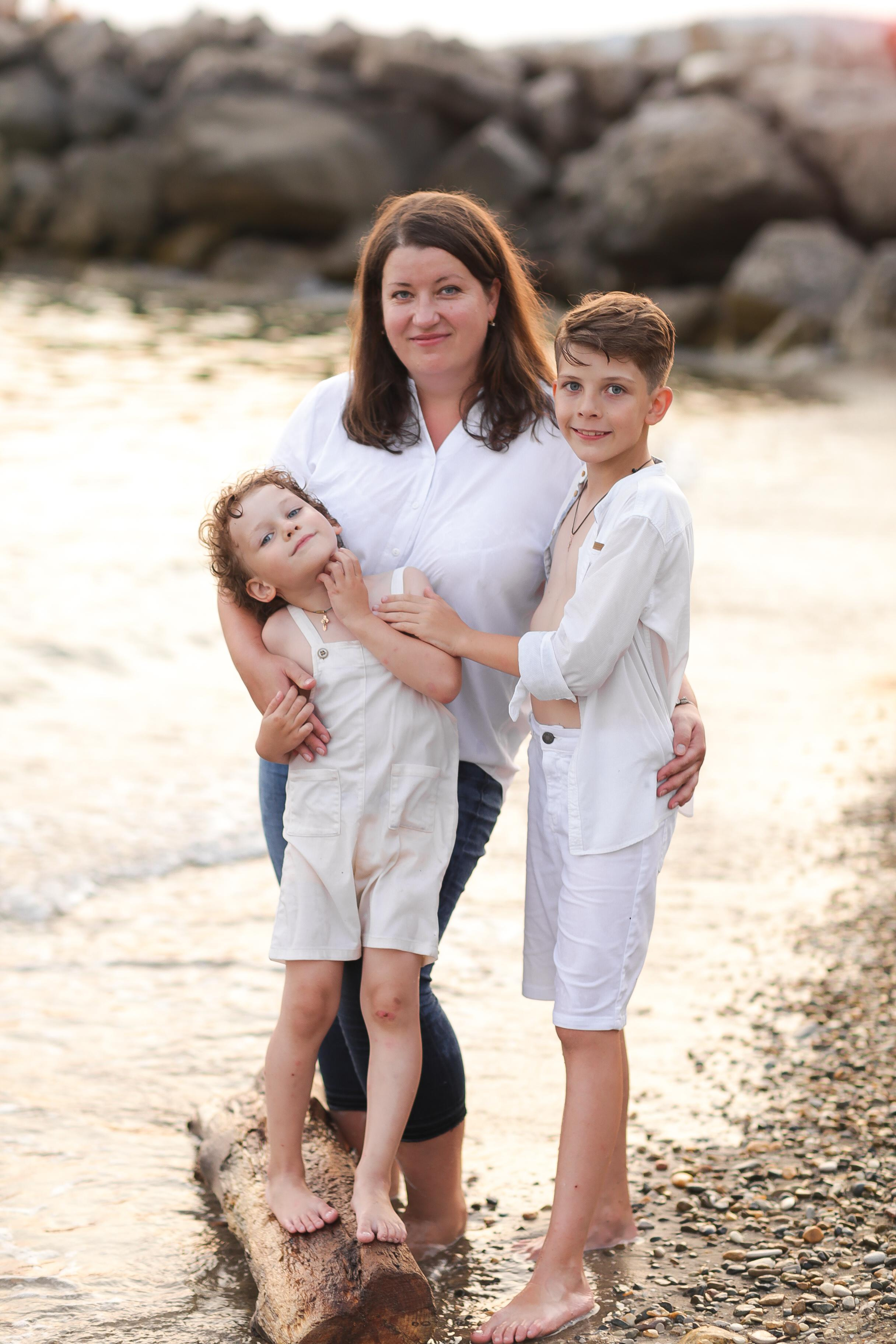 Прогулка у моря. Фотограф новорожденных и семей Туапсе Краснодарский край Анна Альтман