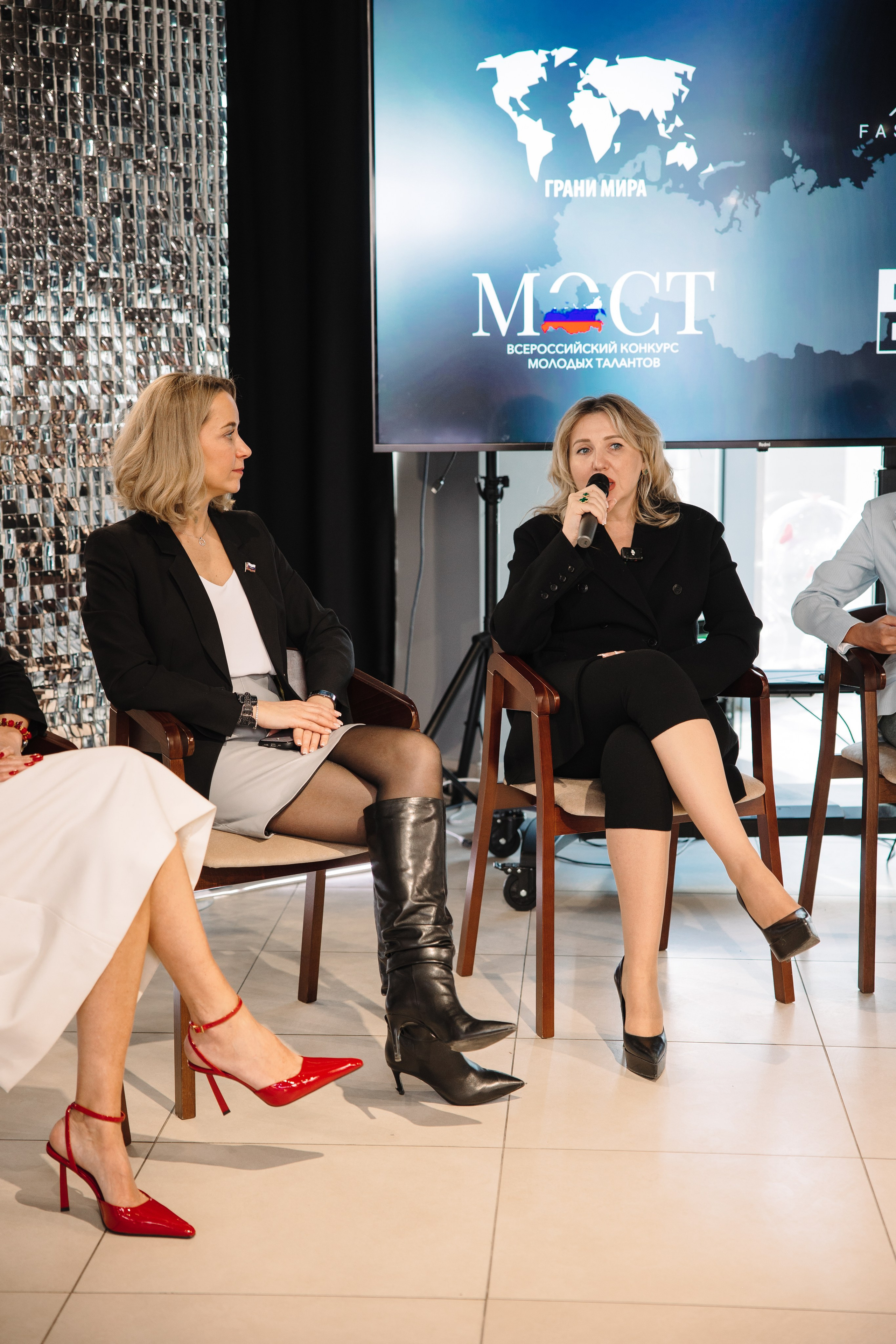 Пресс-конференция Всероссийского конкурса молодых талантов «МОСТ». Контент фотограф в Москве и области Елена Кулакова