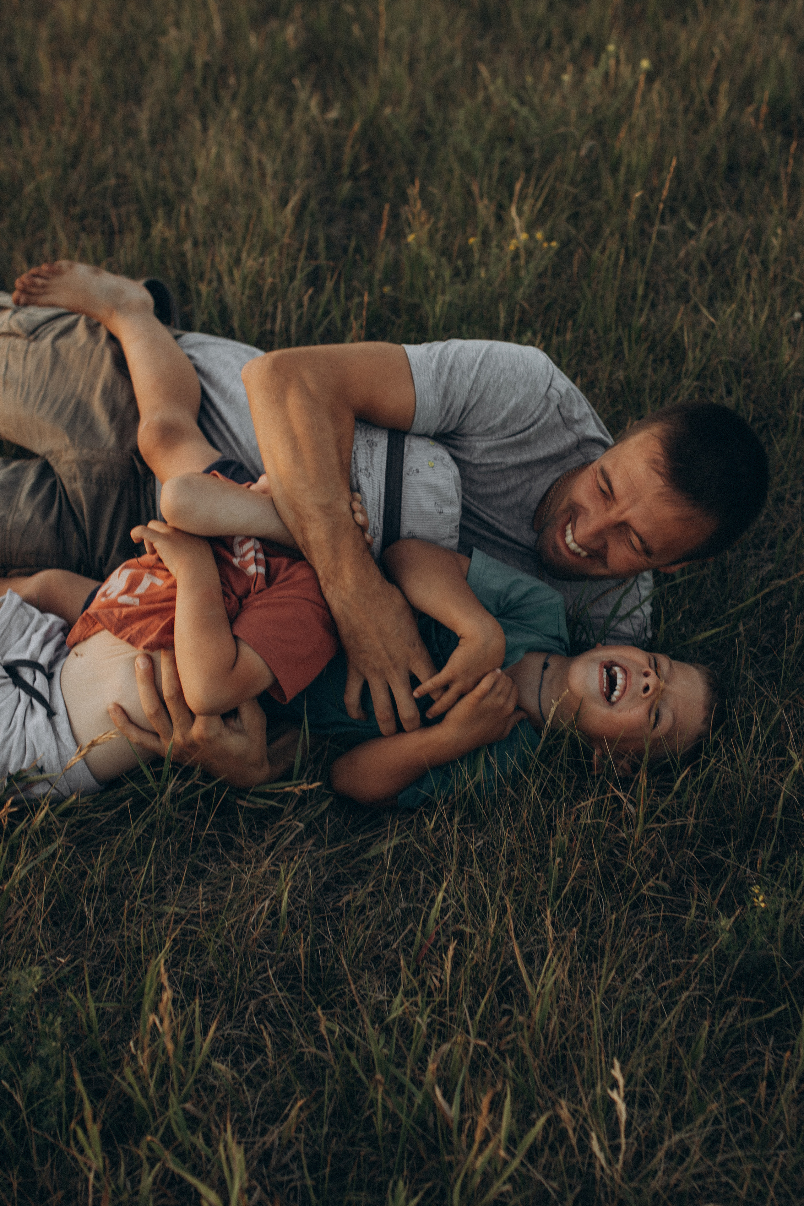 Иван, Вера, Вика, Саша и Миша. Семейный фотограф lifestyle в Новосибирске Елена Шпилевая