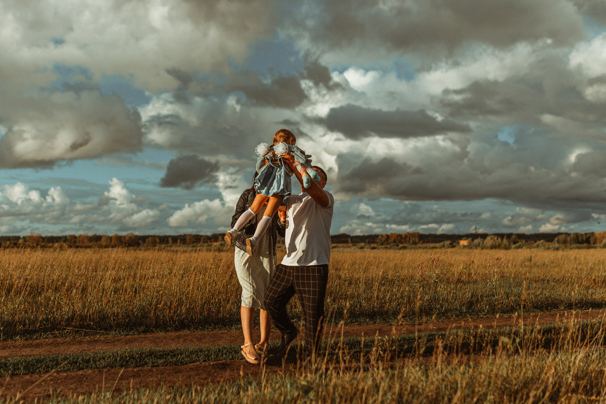 Ксения, Вячеслав и Кира. Семейный фотограф lifestyle в Новосибирске Елена Шпилевая