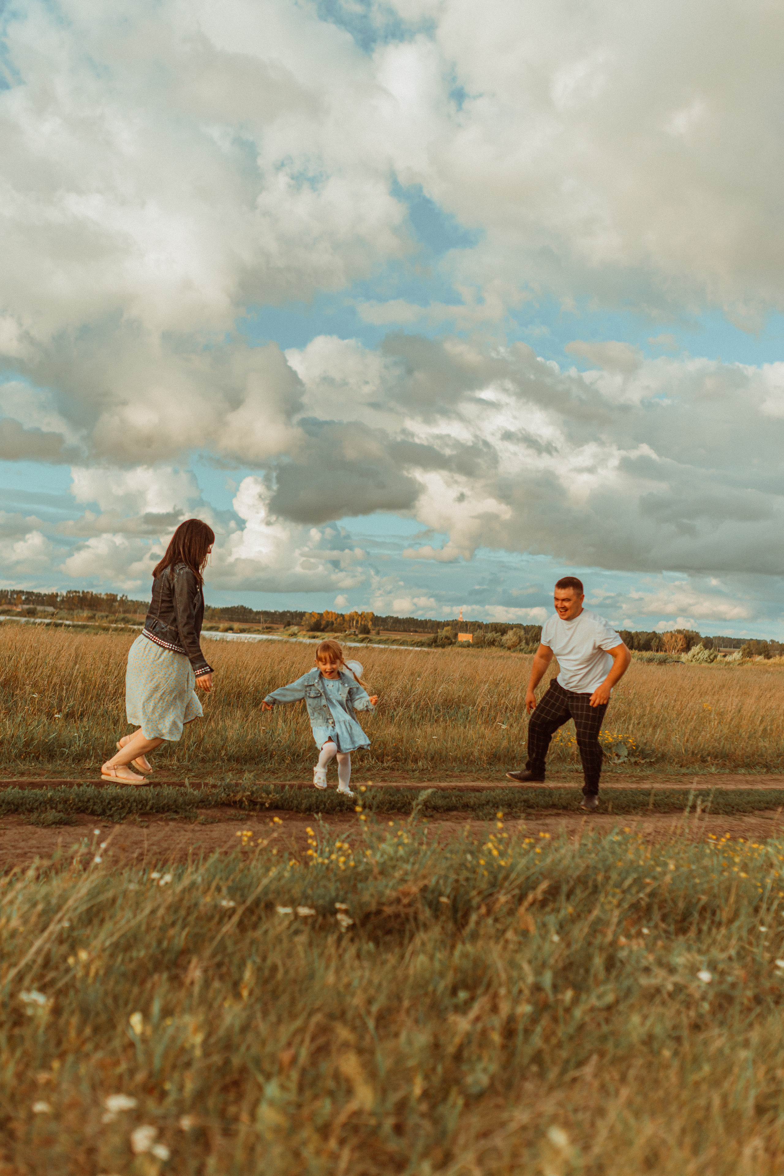 Ксения, Вячеслав и Кира. Семейный фотограф lifestyle в Новосибирске Елена Шпилевая