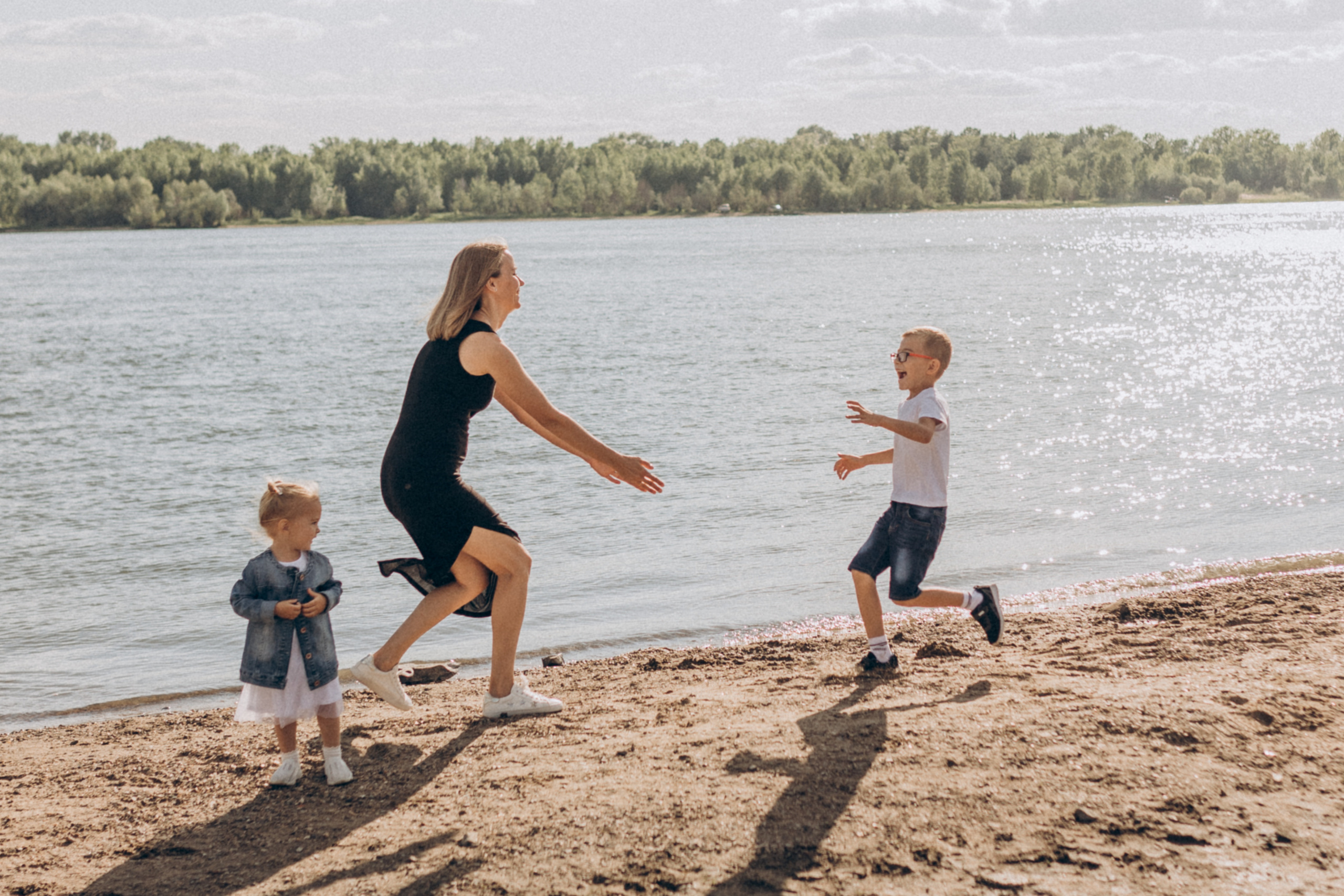 Лена, Алексей, Никита и Полина. Семейный фотограф lifestyle в Новосибирске Елена Шпилевая