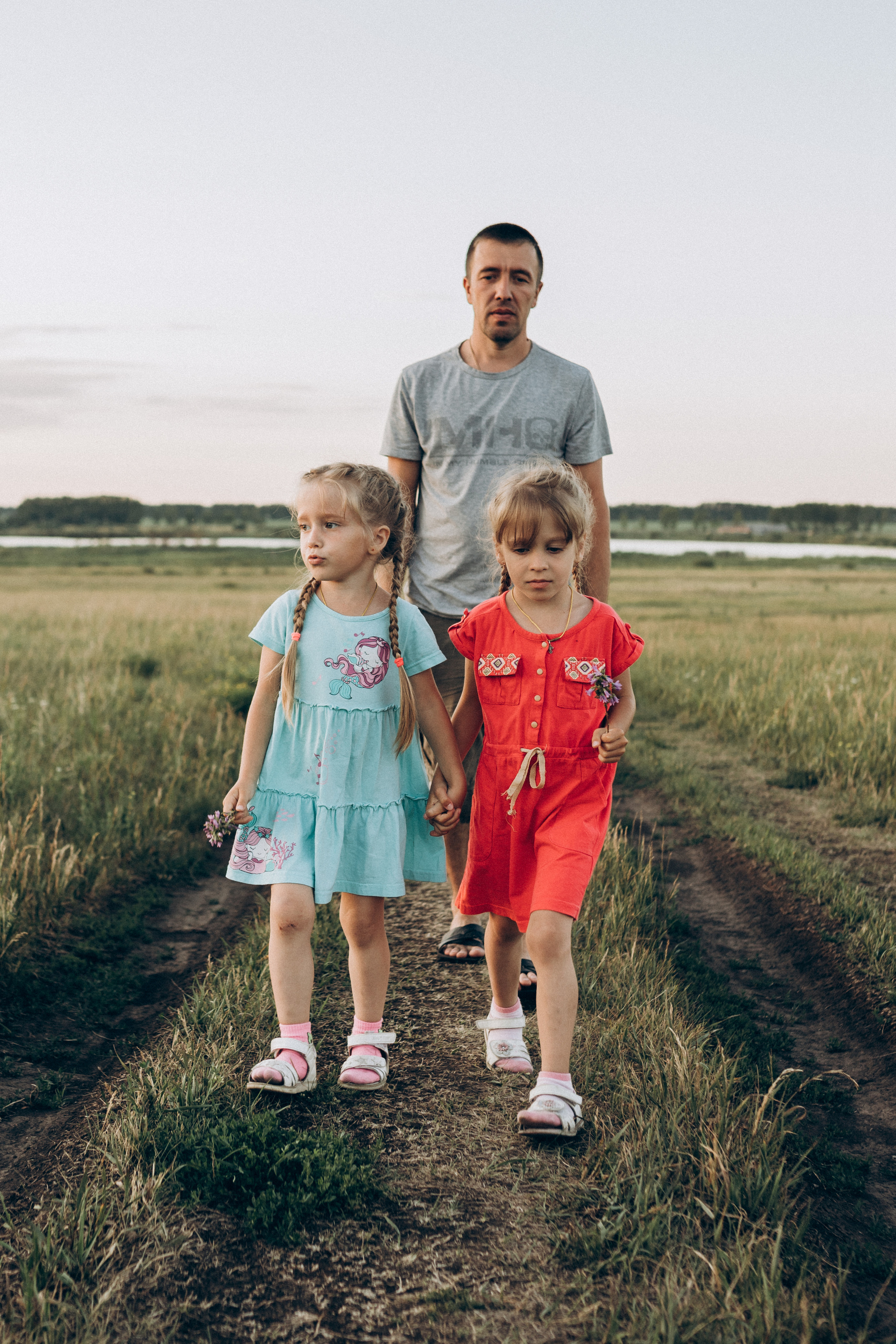 Иван, Вера, Вика, Саша и Миша. Семейный фотограф lifestyle в Новосибирске Елена Шпилевая