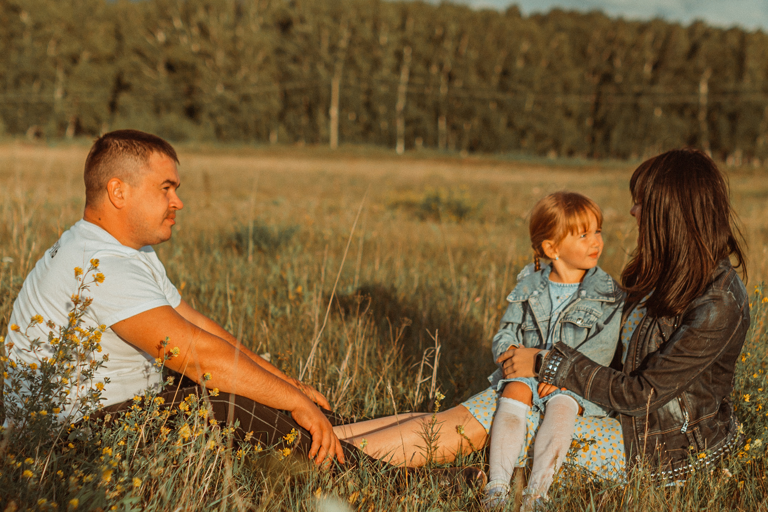 Ксения, Вячеслав и Кира. Семейный фотограф lifestyle в Новосибирске Елена Шпилевая